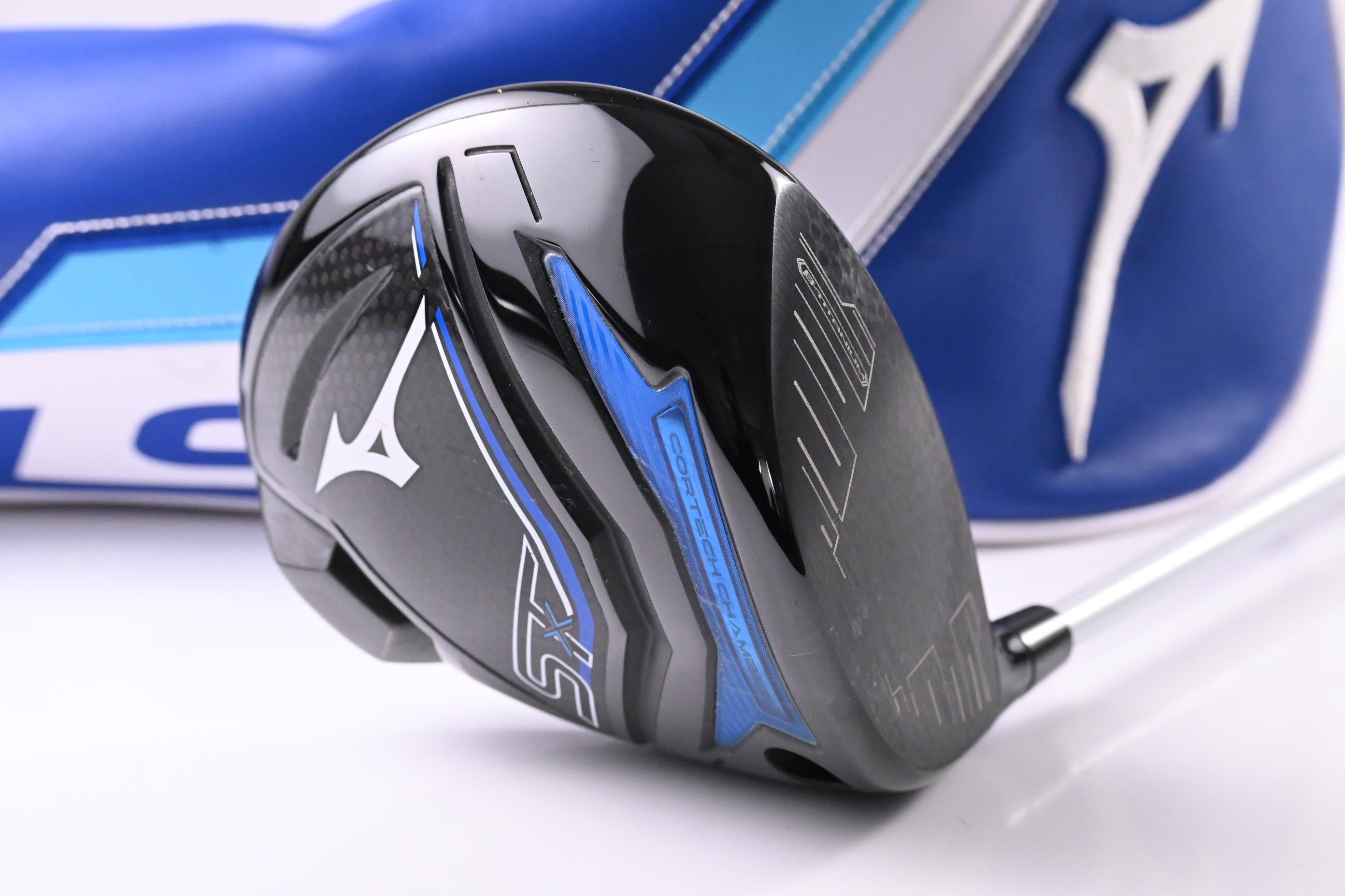Mizuno ST-X 230 Driver / 10.5 Degree / Regular Flex Aldila Ascent 50 Shaft