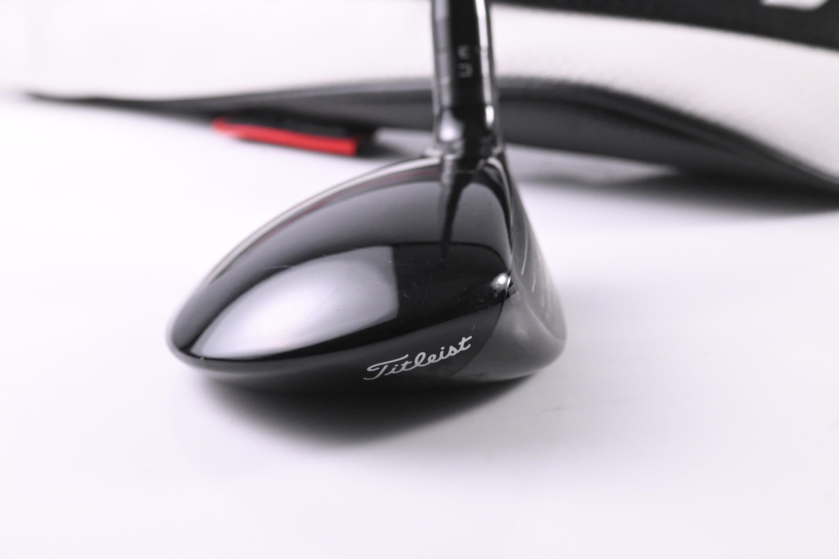 Titleist GT2 #5 Wood / 18 Degree / Stiff Flex HZRDUS Gen4 Black 70 Shaft