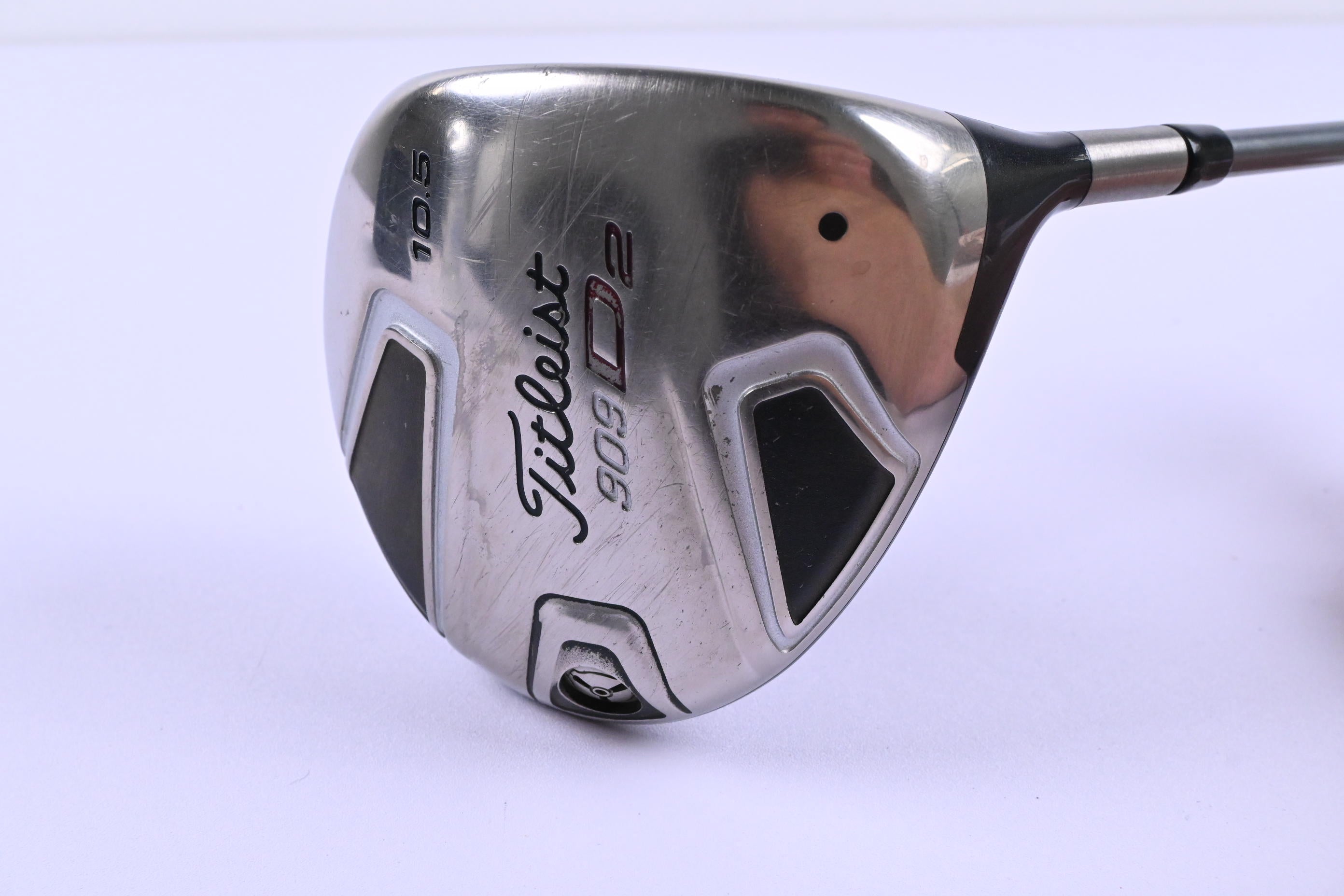 Titleist 909 D2 Driver / 10.5 Degree / Regular Flex Diamana 65 Shaft