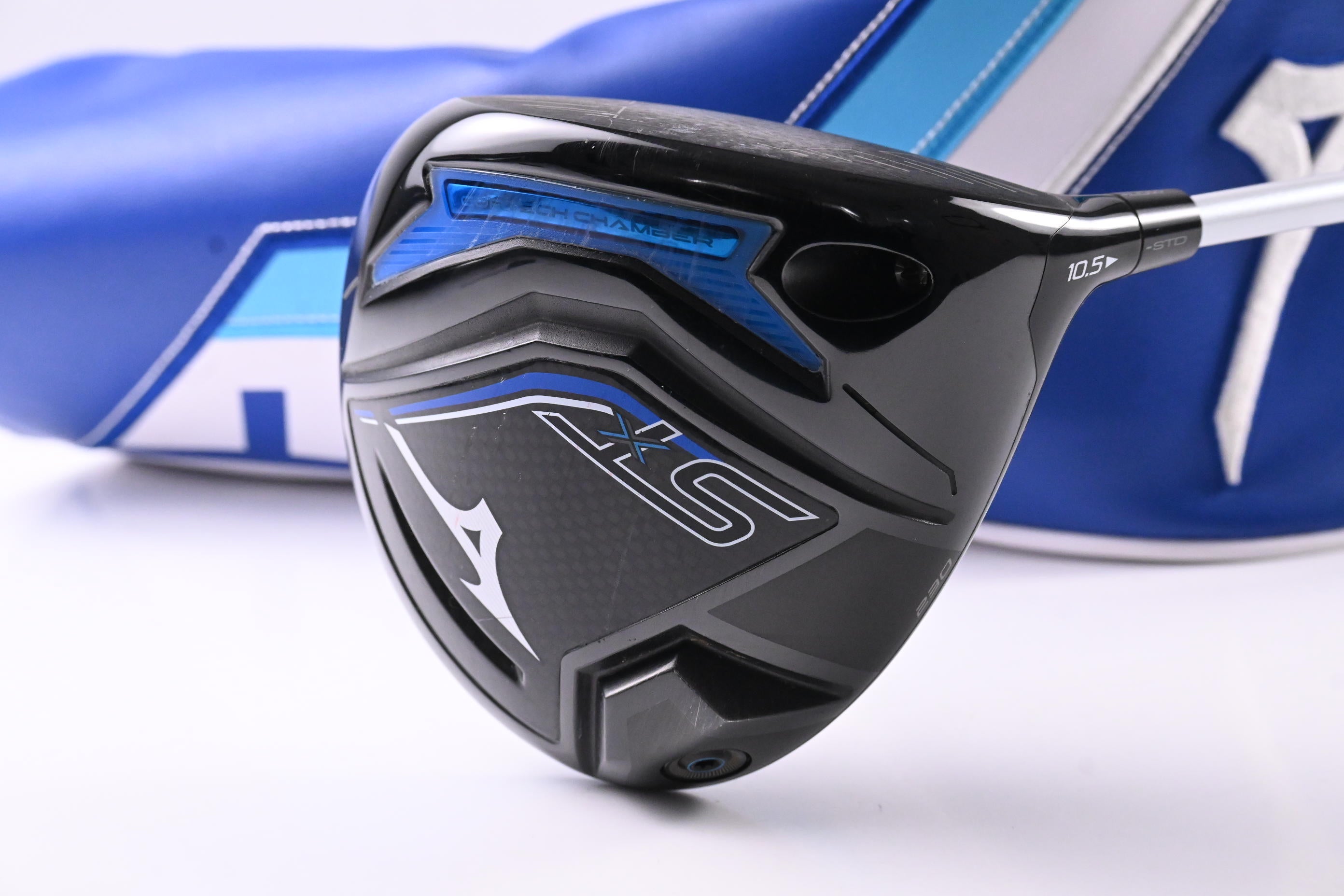 Mizuno ST-X 230 Driver / 10.5 Degree / Regular Flex Aldila Ascent 50 Shaft