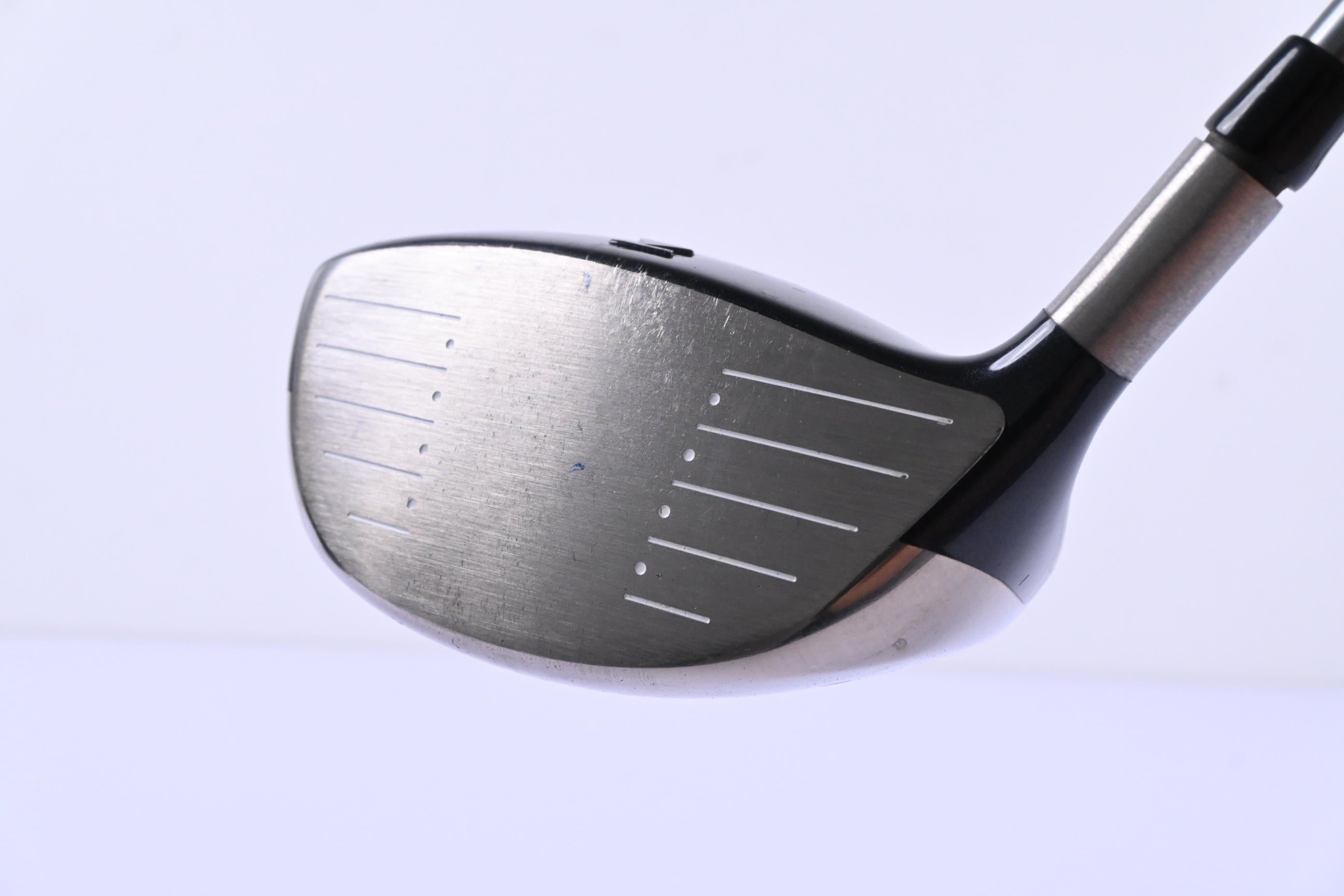 Titleist 909 D2 Driver / 10.5 Degree / Regular Flex Diamana 65 Shaft