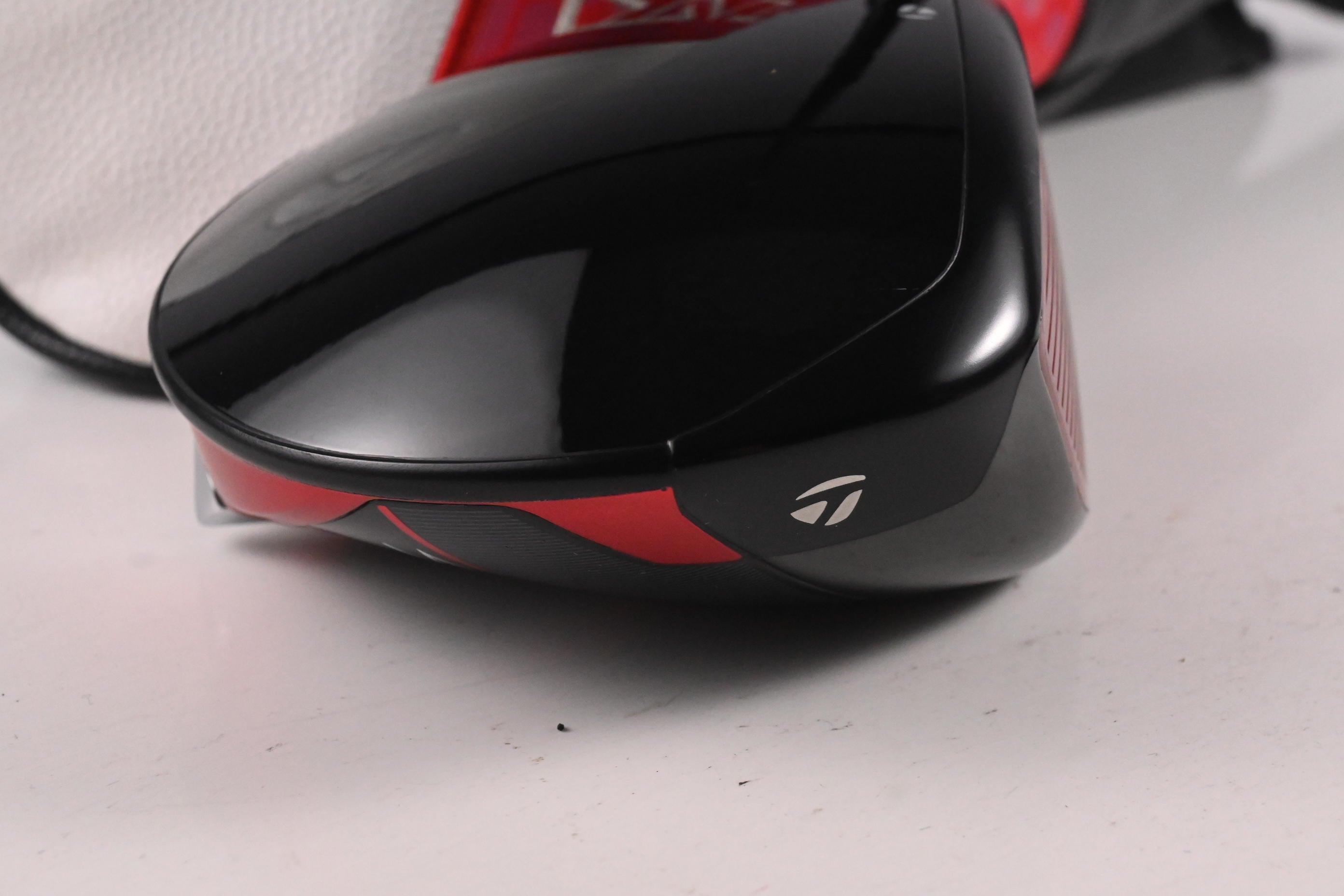 Taylormade Stealth 2 Plus Driver / 9 Degree / Stiff Flex HZRDUS Gen4 Black 60