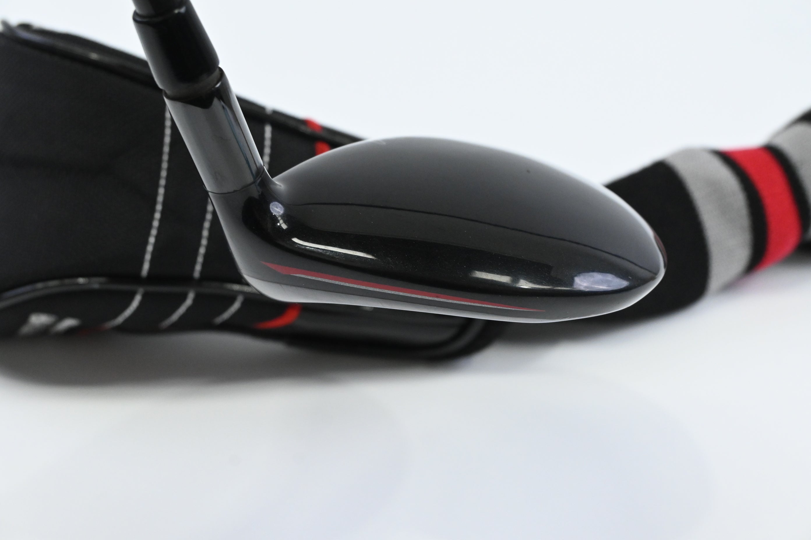 Callaway Big Bertha V-Series Heaven Wood / 20.5 Degree / Senior Flex Bassara 52
