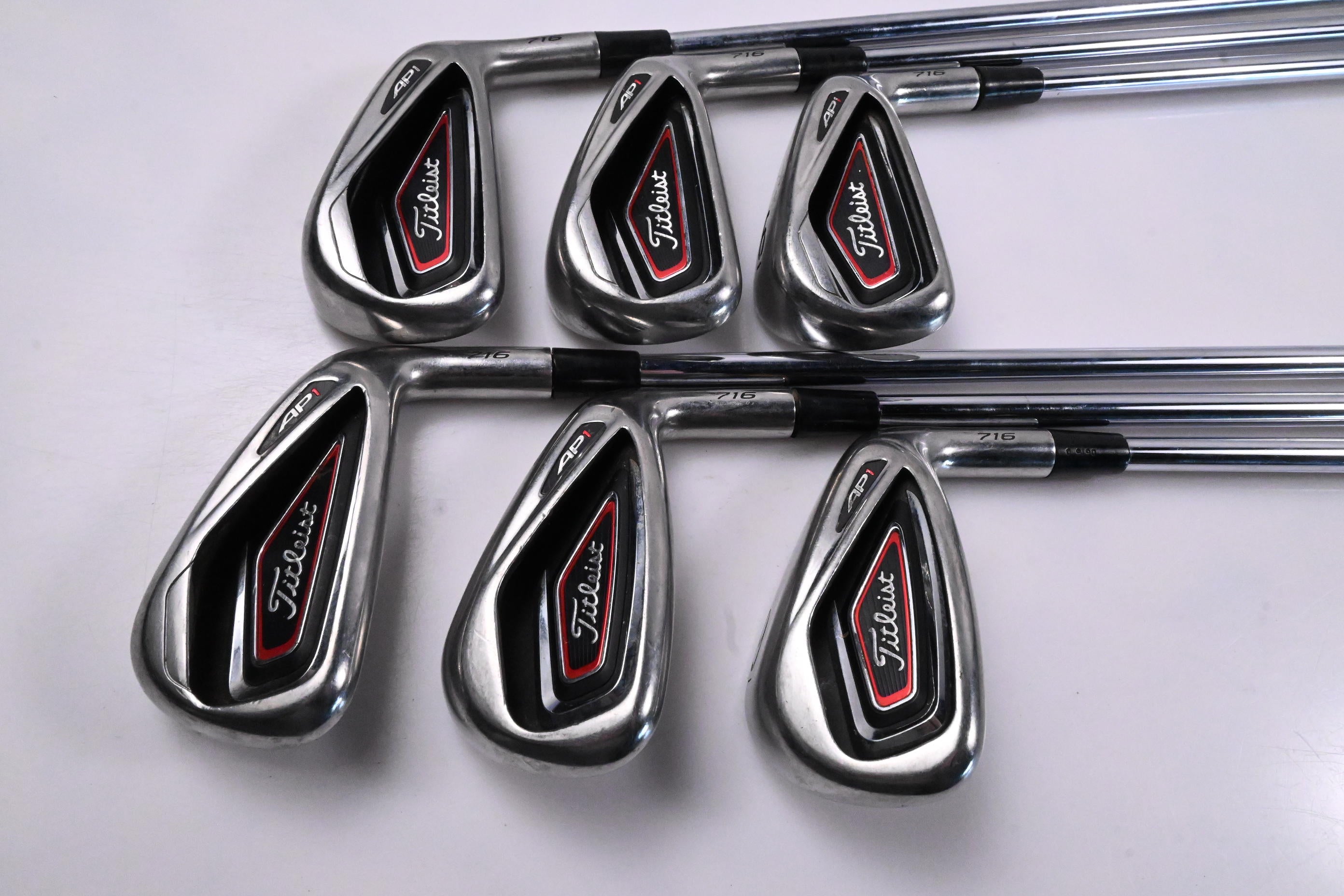Titleist 716 AP1 Irons / 4-9i / Regular Flex Dynamic Gold AMT R300 Shafts