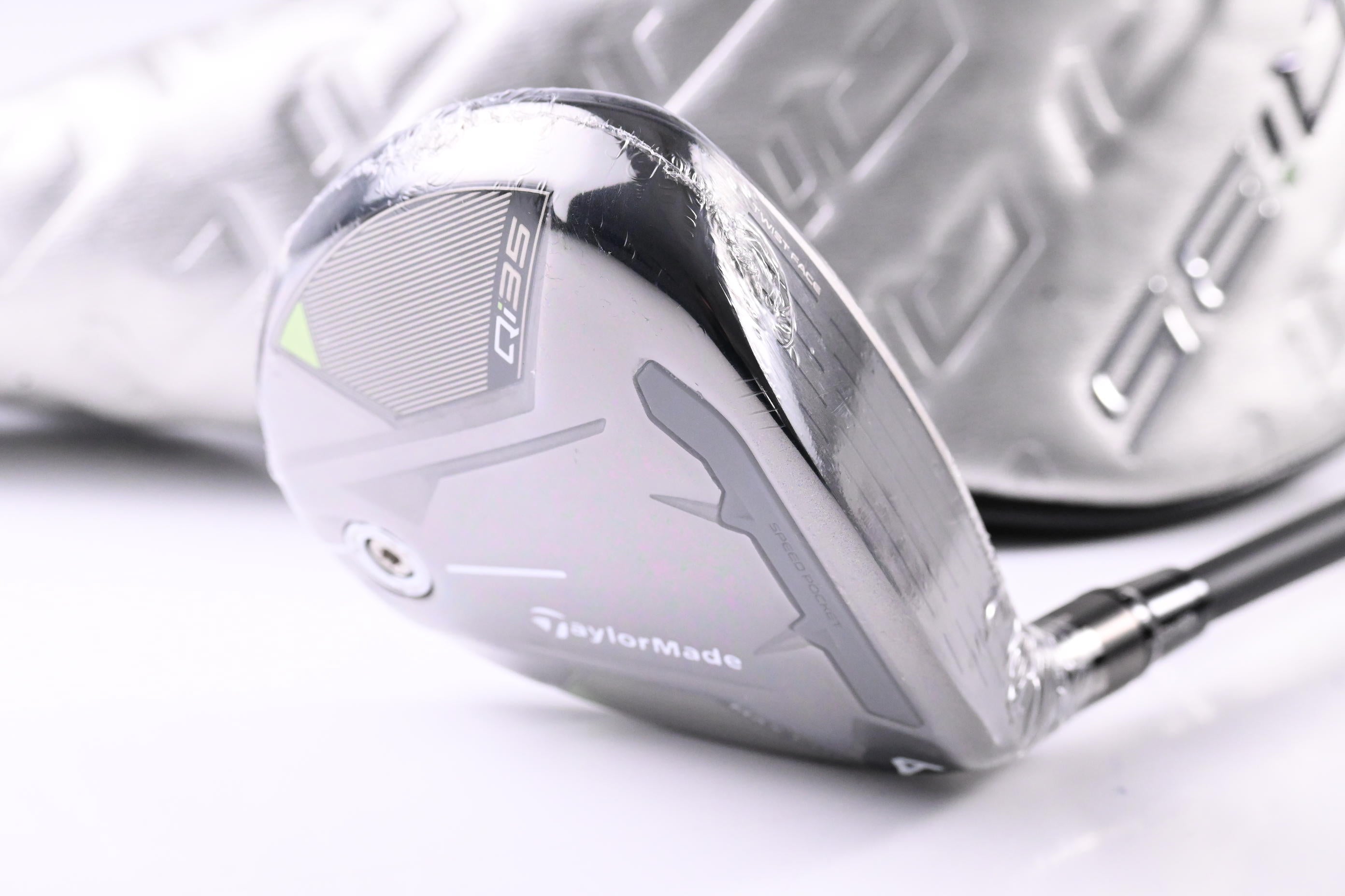 Taylormade Qi35 Max Lite #5 Wood / 18.5 Degree / Senior Flex Vanquish 4 Shaft