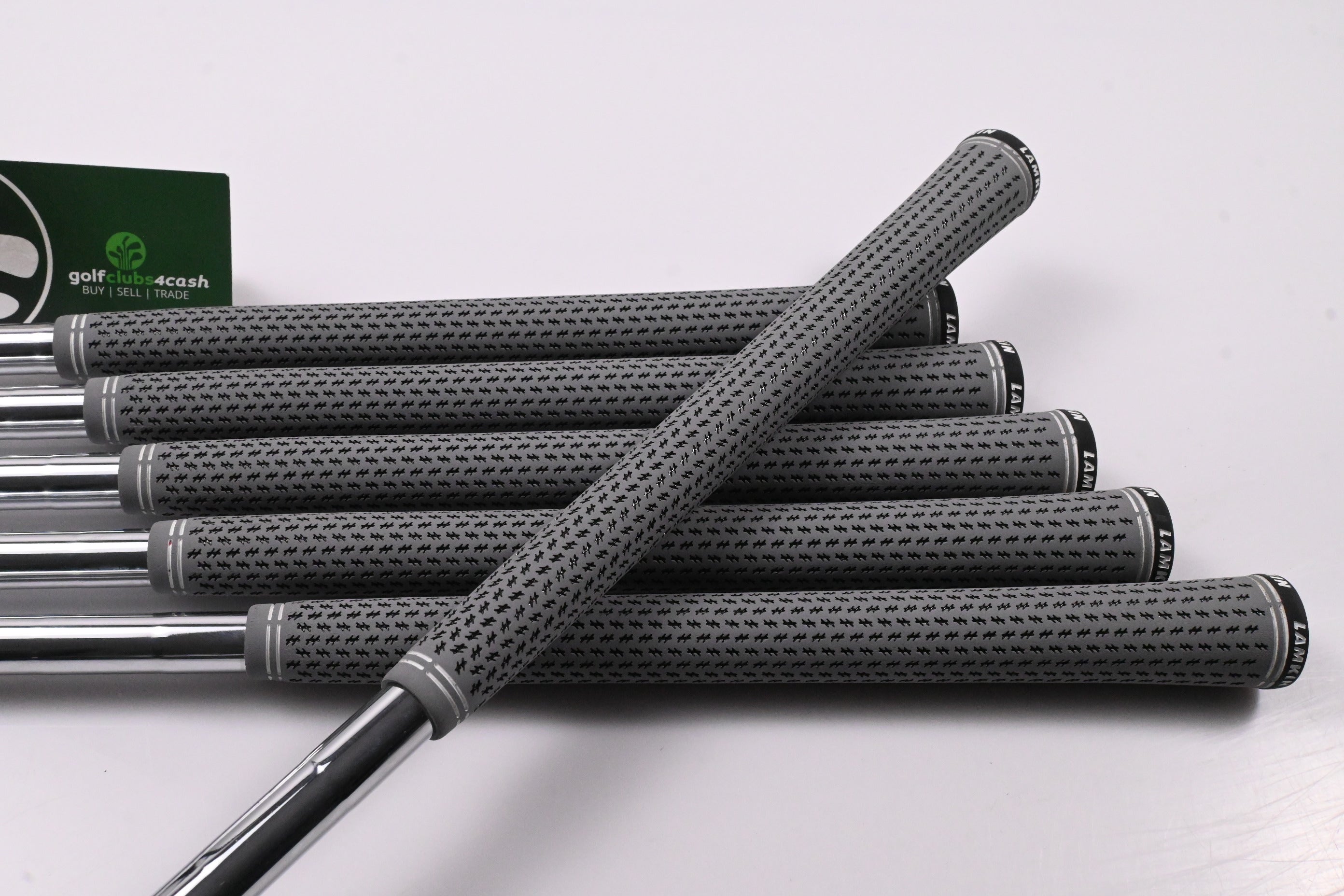 Wilson Staff Model Blade 2024 Irons / 5-PW / X-Flex Dynamic Gold 120 X100 Shafts