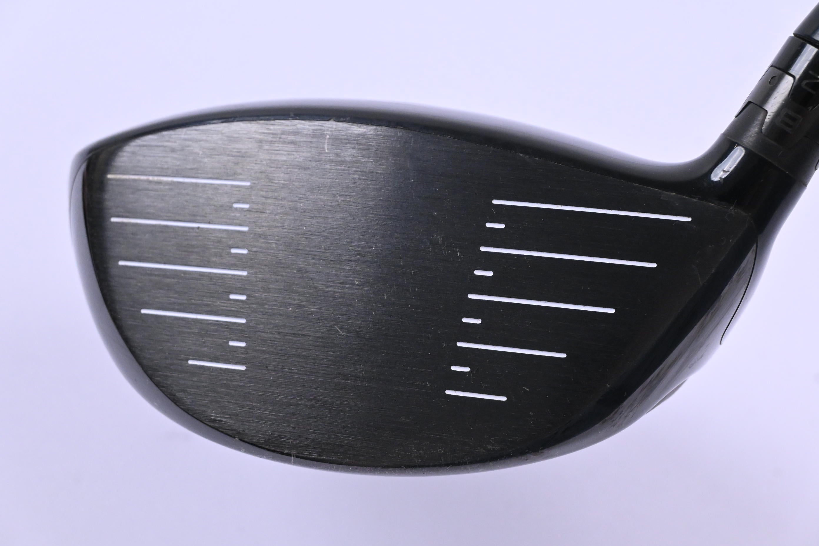 Titleist 910 D2 Driver / 9.5 Degree / Stiff Flex Diamana 'ahina 72 Shaft