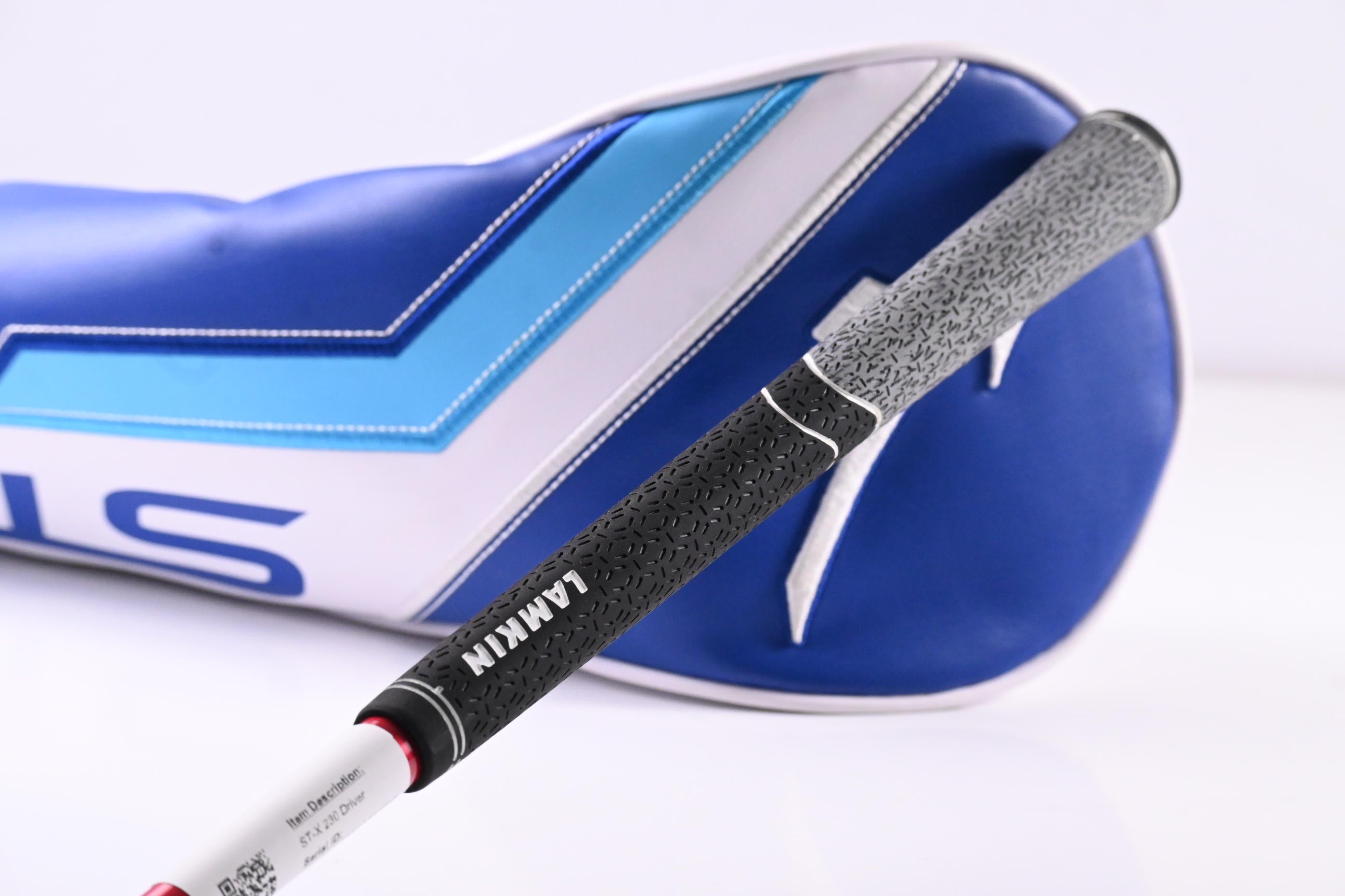 Mizuno ST-X 230 Driver / 10.5 Degree / Regular Flex Aldila Ascent 50 Shaft