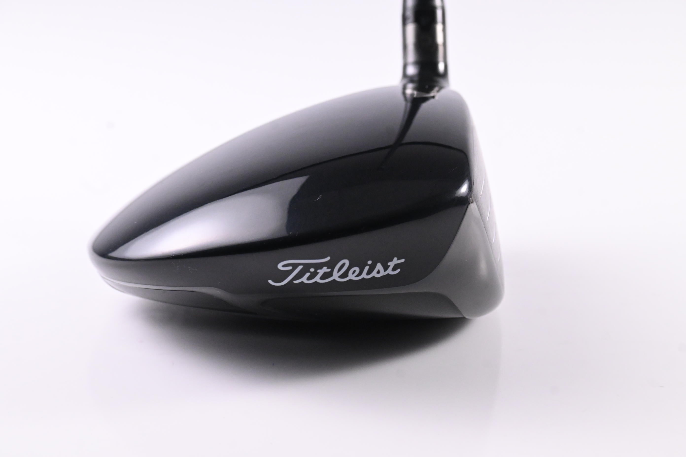 Titleist 910 D2 Driver / 9.5 Degree / Stiff Flex Diamana Kai'Li 65 Shaft