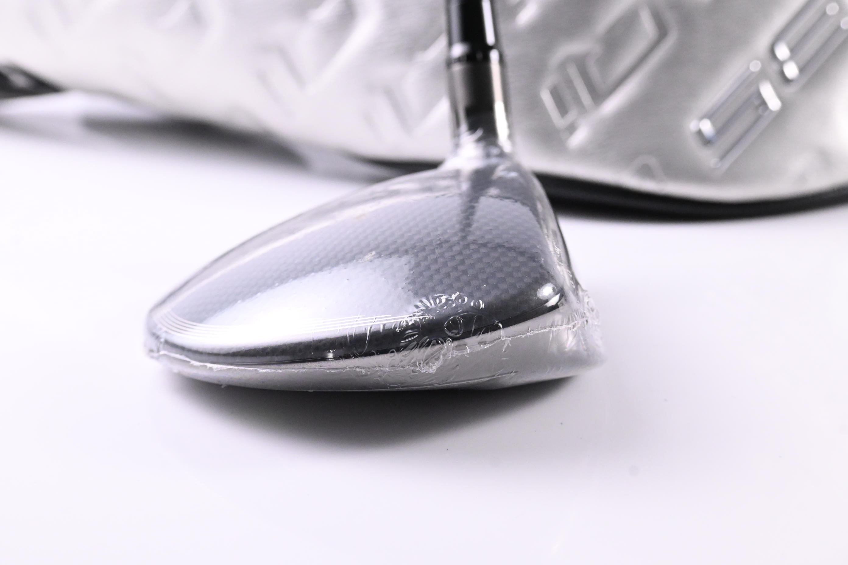 Taylormade Qi35 Max Lite #5 Wood / 18.5 Degree / Senior Flex Vanquish 4 Shaft