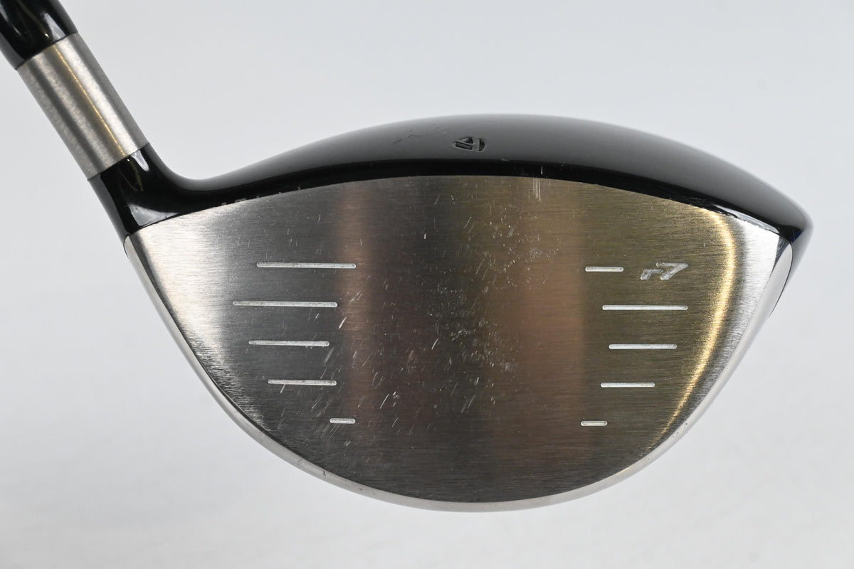 Left Hand Taylormade R7 425 Driver / 10.5 Degree / Stiff Flex Taylormade Reax 65
