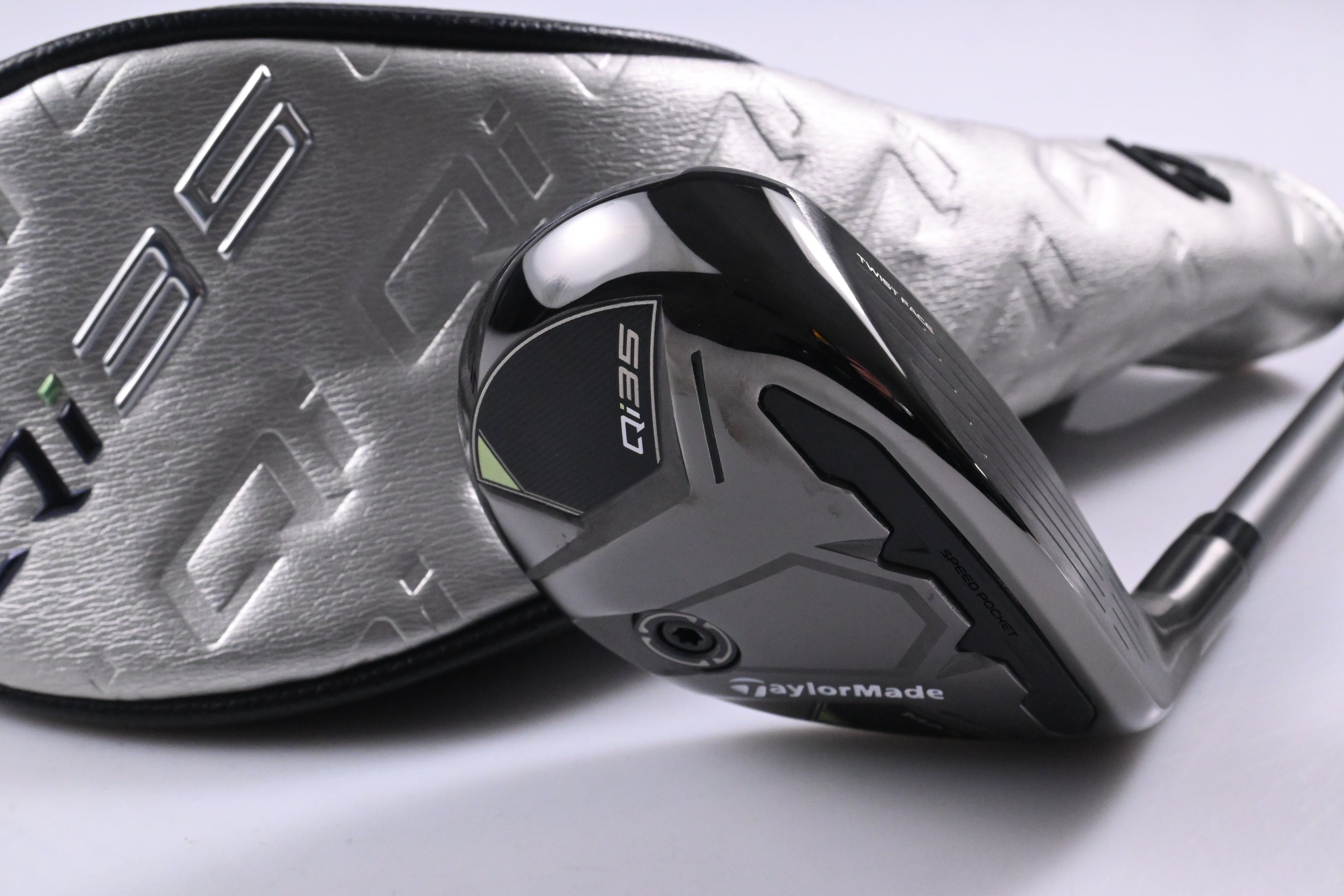 Taylormade Qi35 Max #4 Hybrid / 23 Degree / Regular Flex Air Speeder 50 Shaft