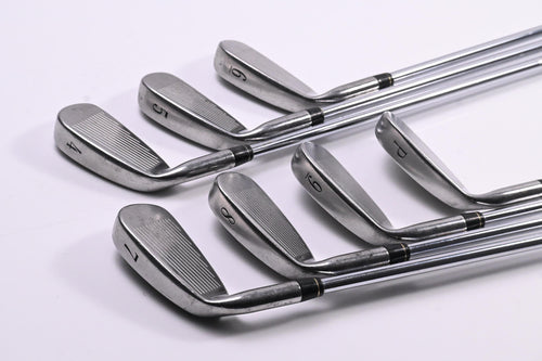 Titleist DCI 822 Irons / 4-PW / Regular Flex N.S.Pro 950 Shafts
