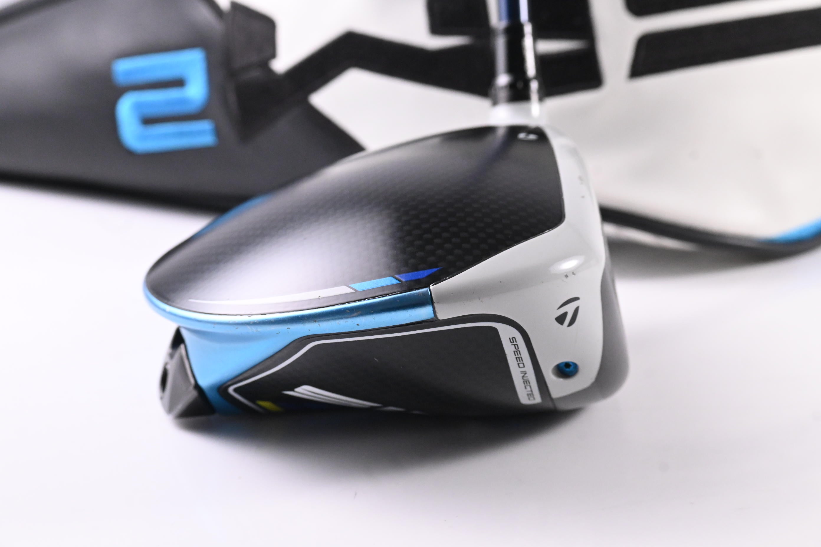 Taylormade SIM2 Max Driver / 9 Degree / Regular Flex Ventus Blue 5 Shaft