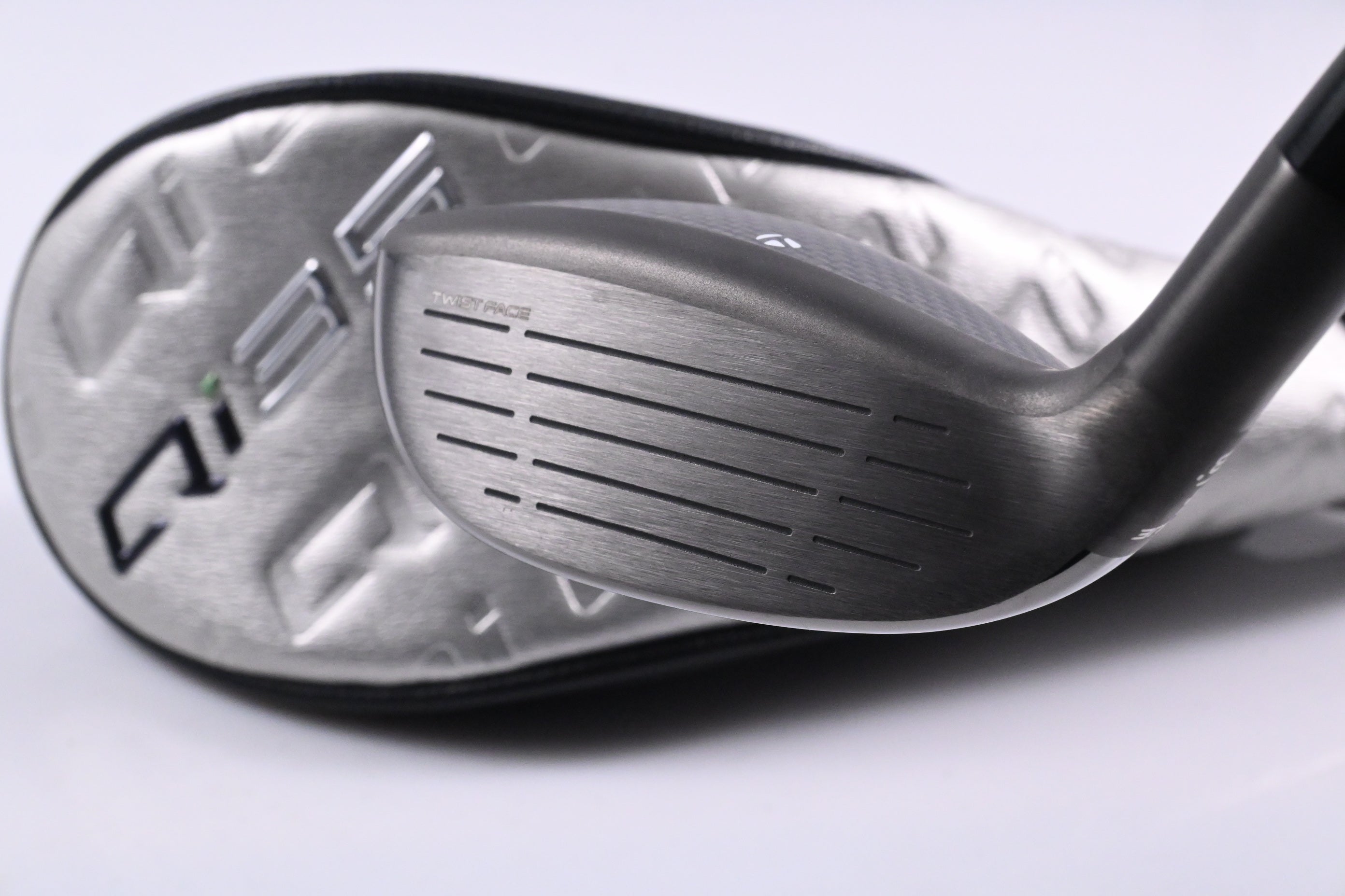 Taylormade Qi35 Max #4 Hybrid / 23 Degree / Regular Flex Air Speeder 50 Shaft