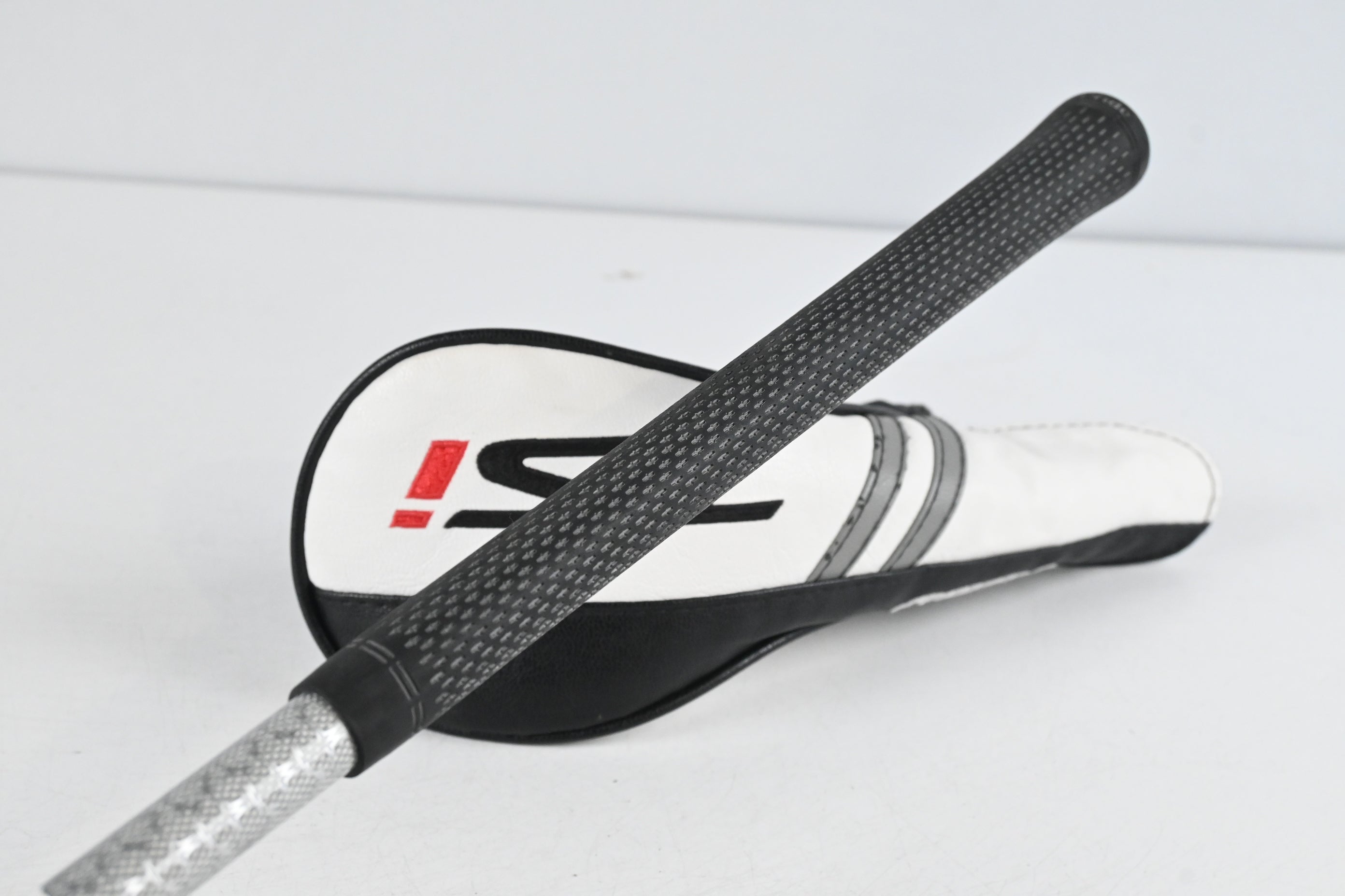 Titleist TSi3 #3 Wood / 15 Degree / Regular Flex Tensei AV Raw Blue 65 Shaft