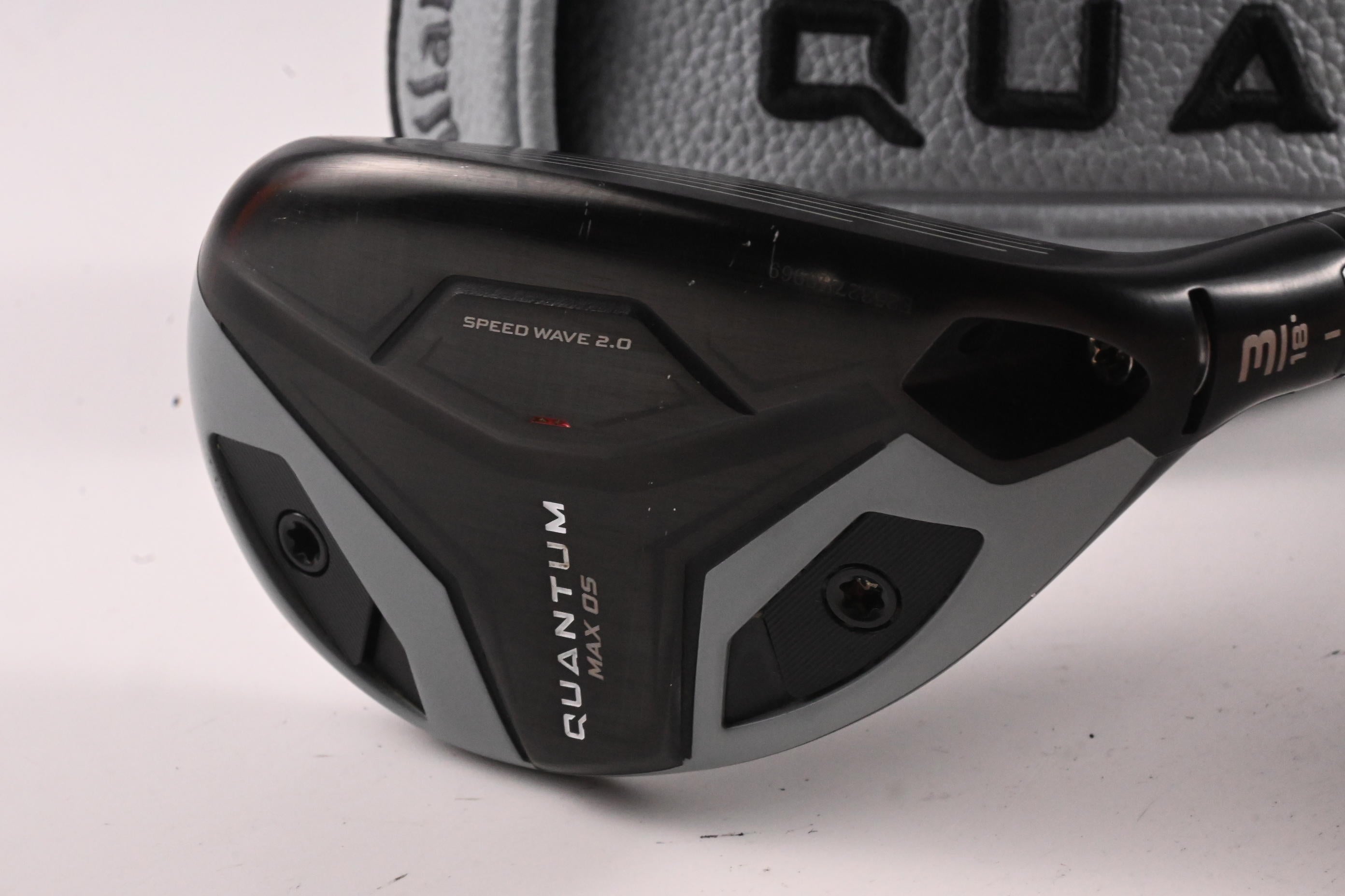 Callaway Quantum Max OS #3 Hybrid / 18 Degree / Stiff Flex Denali Silver 70 Shaft