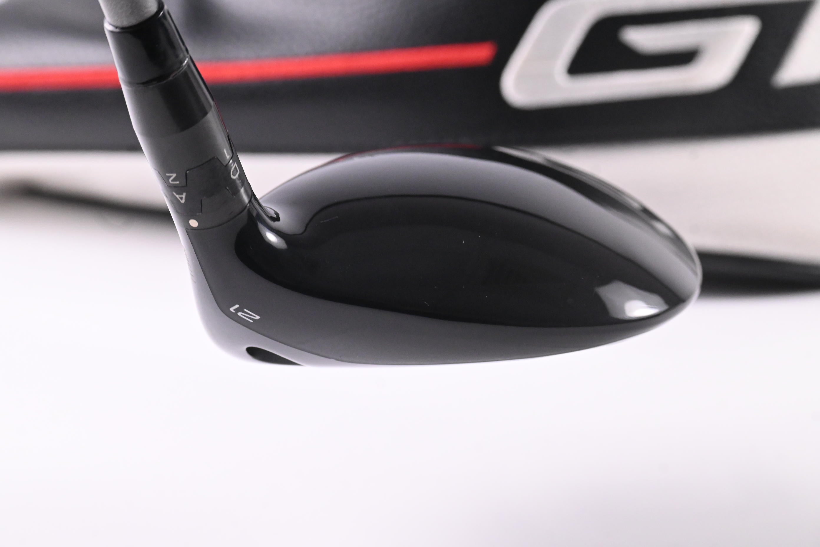 Titleist GT2 #7 Wood / 21 Degree / X-Flex Graphite Design Tour AD XC-8 Shaft