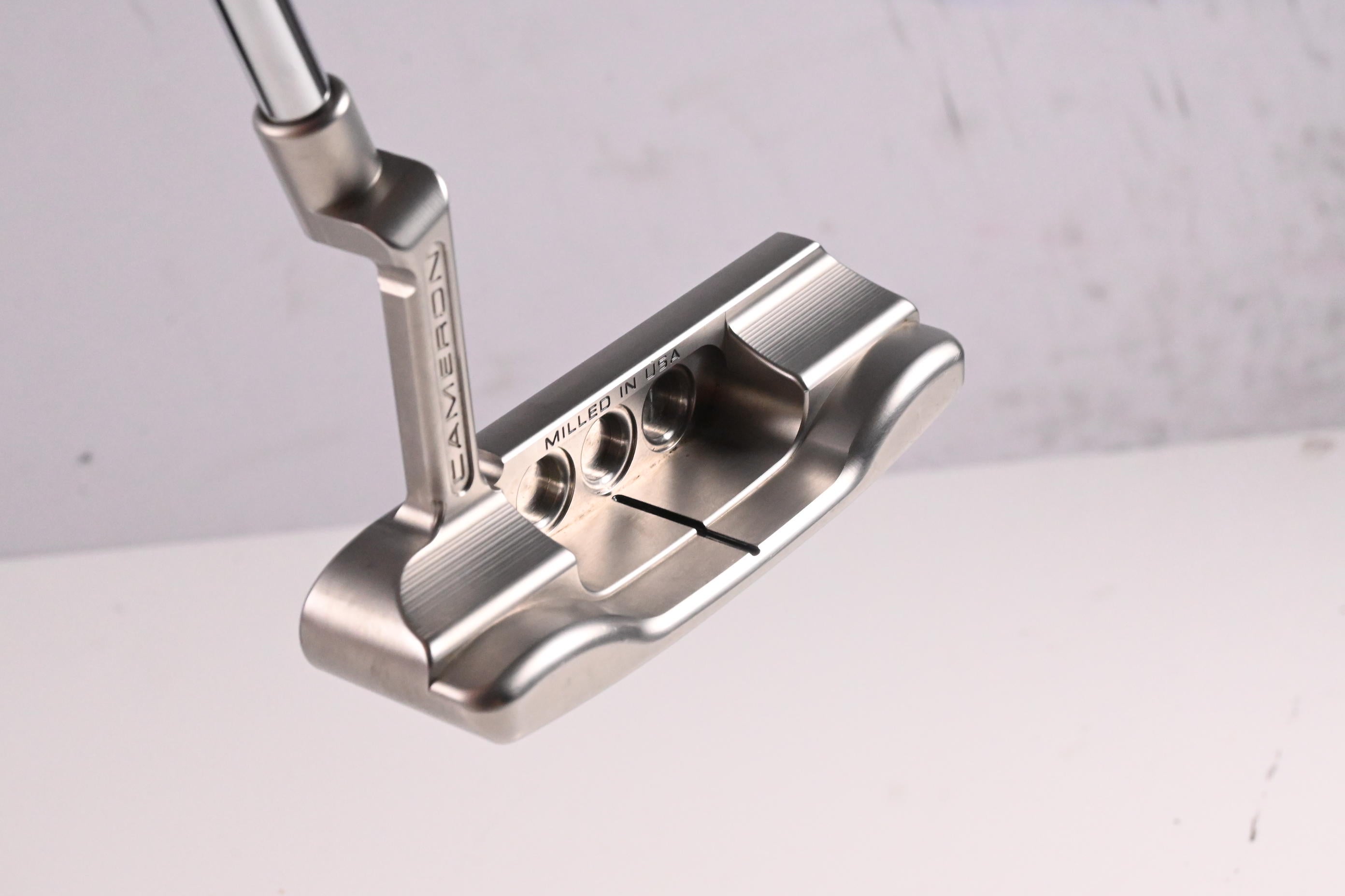 Scotty Cameron Super Select Newport + Putter / 34 Inch