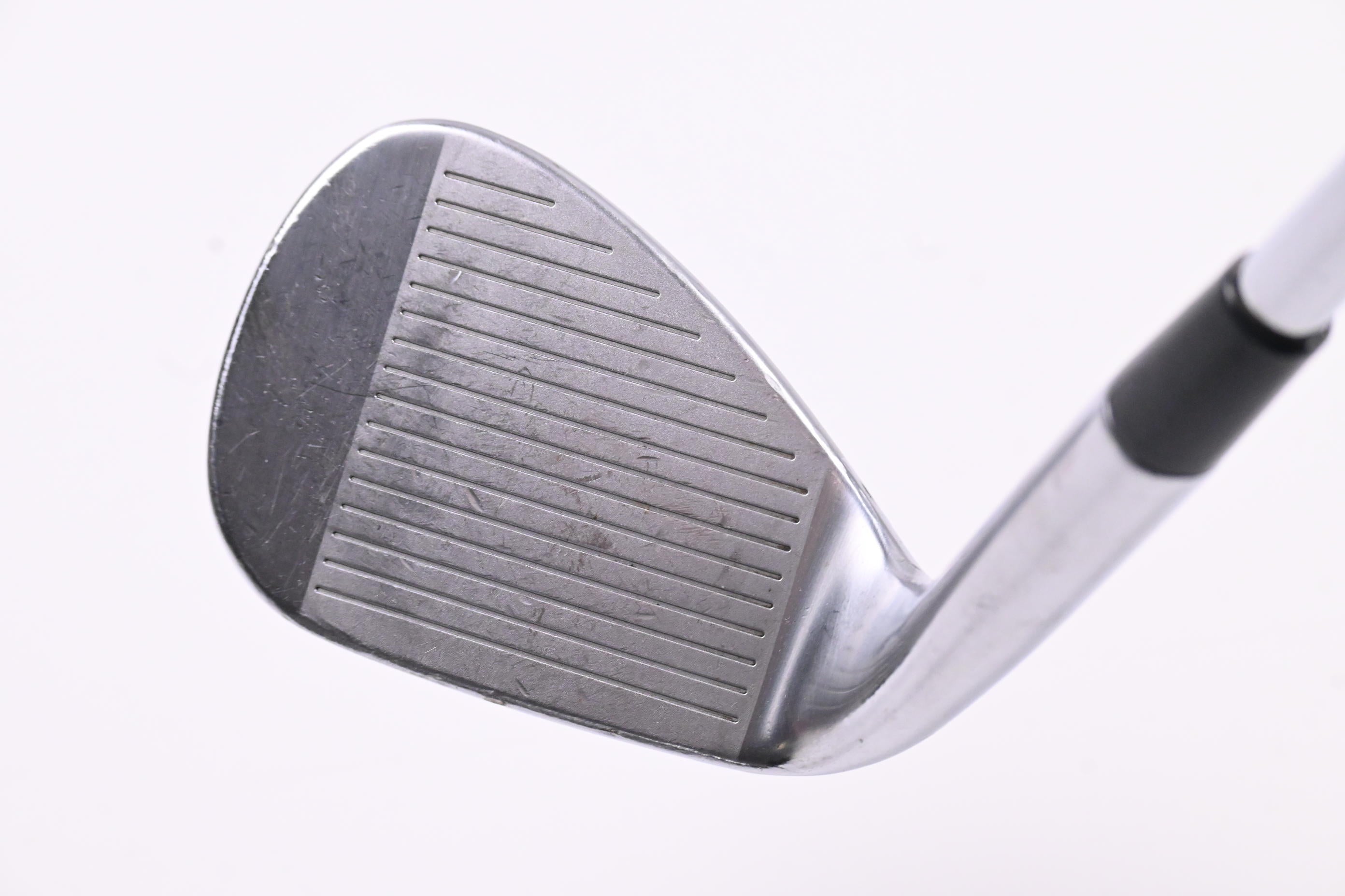 Taylormade Milled Grind Gap Wedge / 52 Degree / Wedge Flex Dynamic Gold Shaft