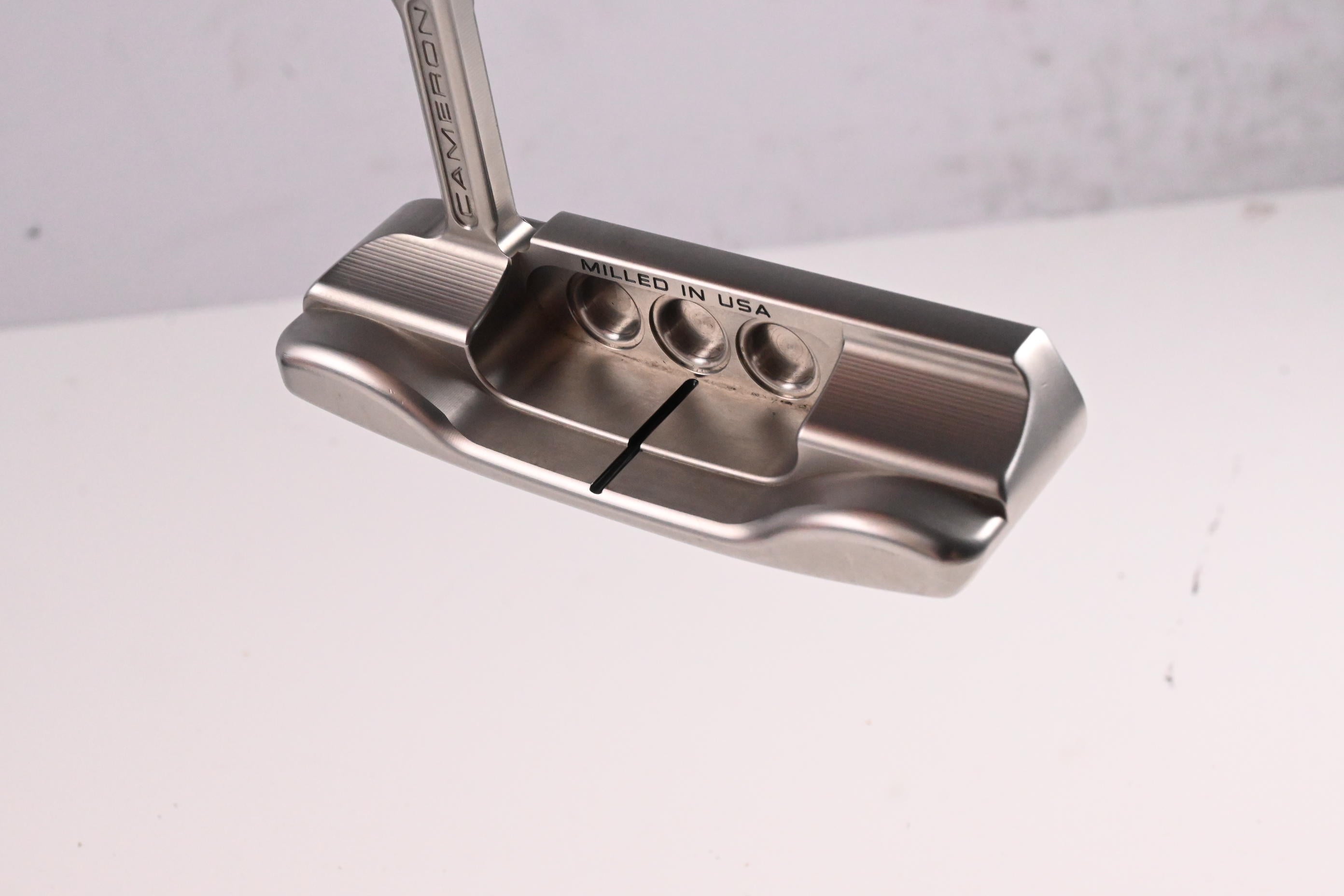 Scotty Cameron Super Select Newport + Putter / 34 Inch
