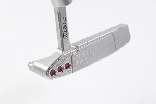 Left Hand Scotty Cameron Select 2018 Newport 2 Putter / 35 Inch