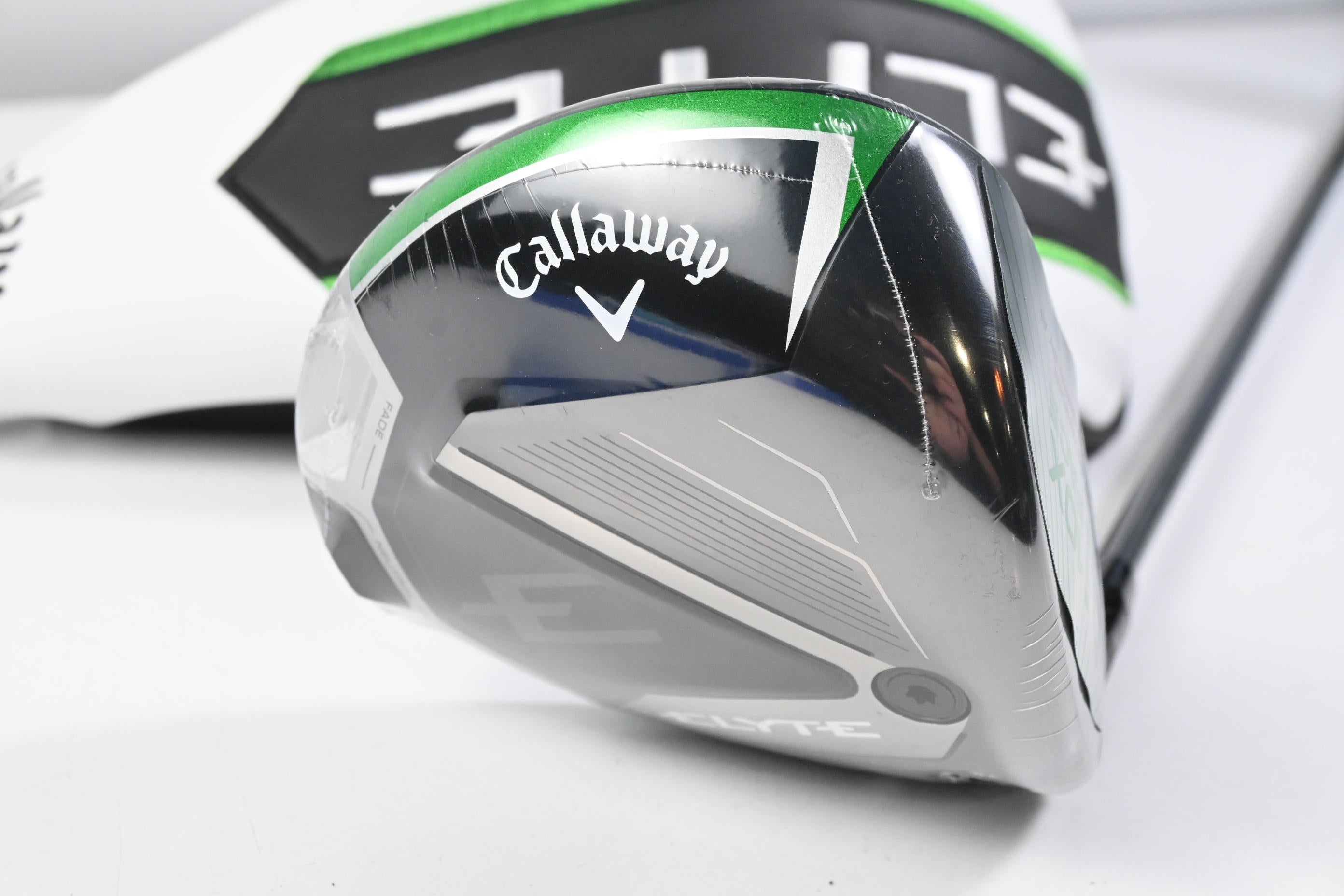 Callaway Elyte Driver / 10.5 Degree /  Regular Flex Denali Charcoal 50 Shaft