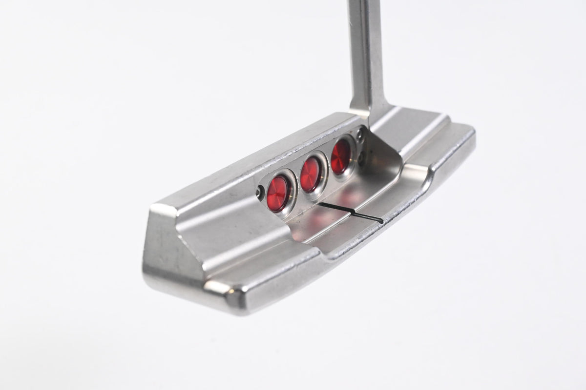 Left Hand Scotty Cameron Select 2018 Newport 2 Putter / 35 Inch