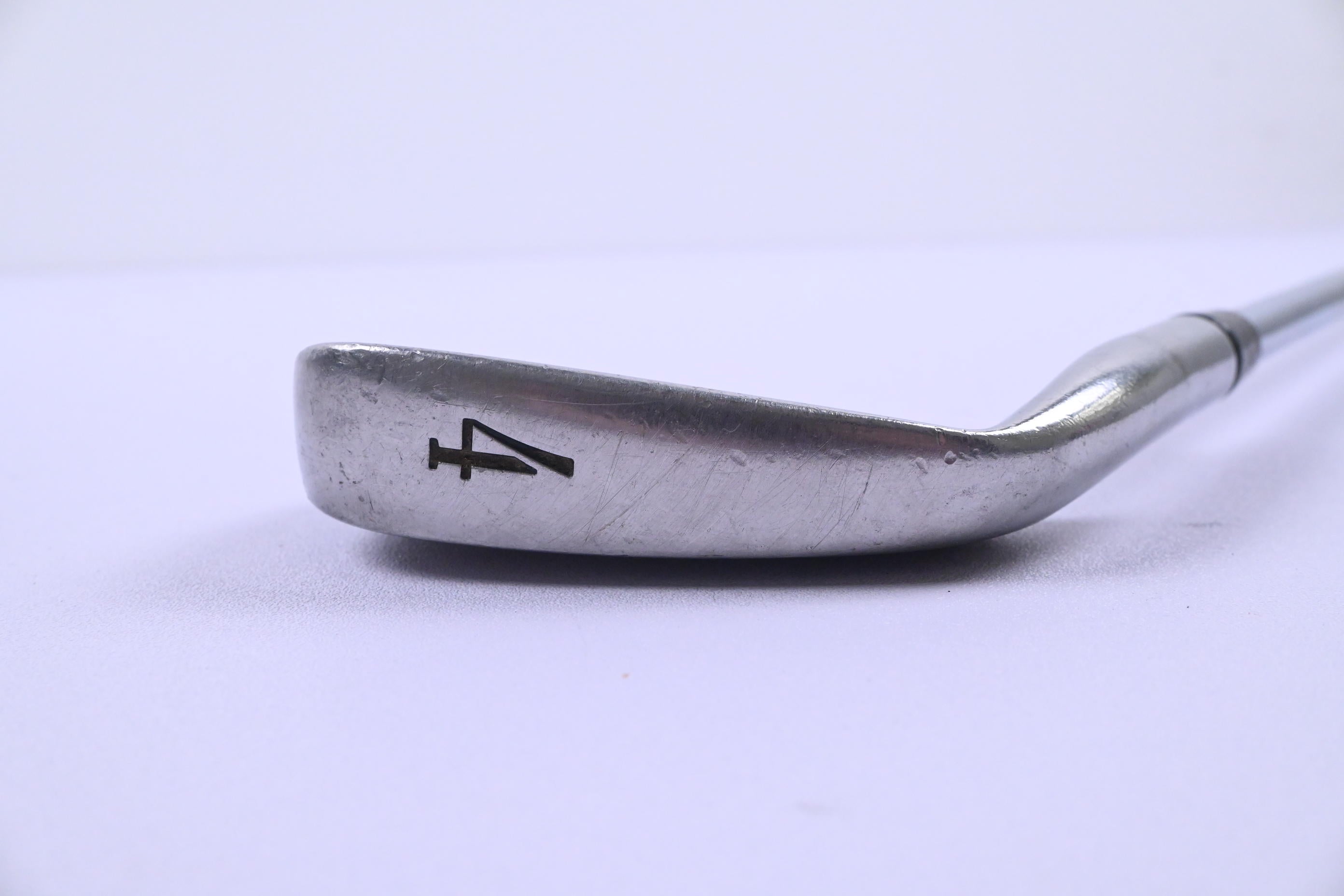 Titleist DCI 981 #4 Iron / 25 Degree / Regular Flex Titleist Tri Spec Shaft