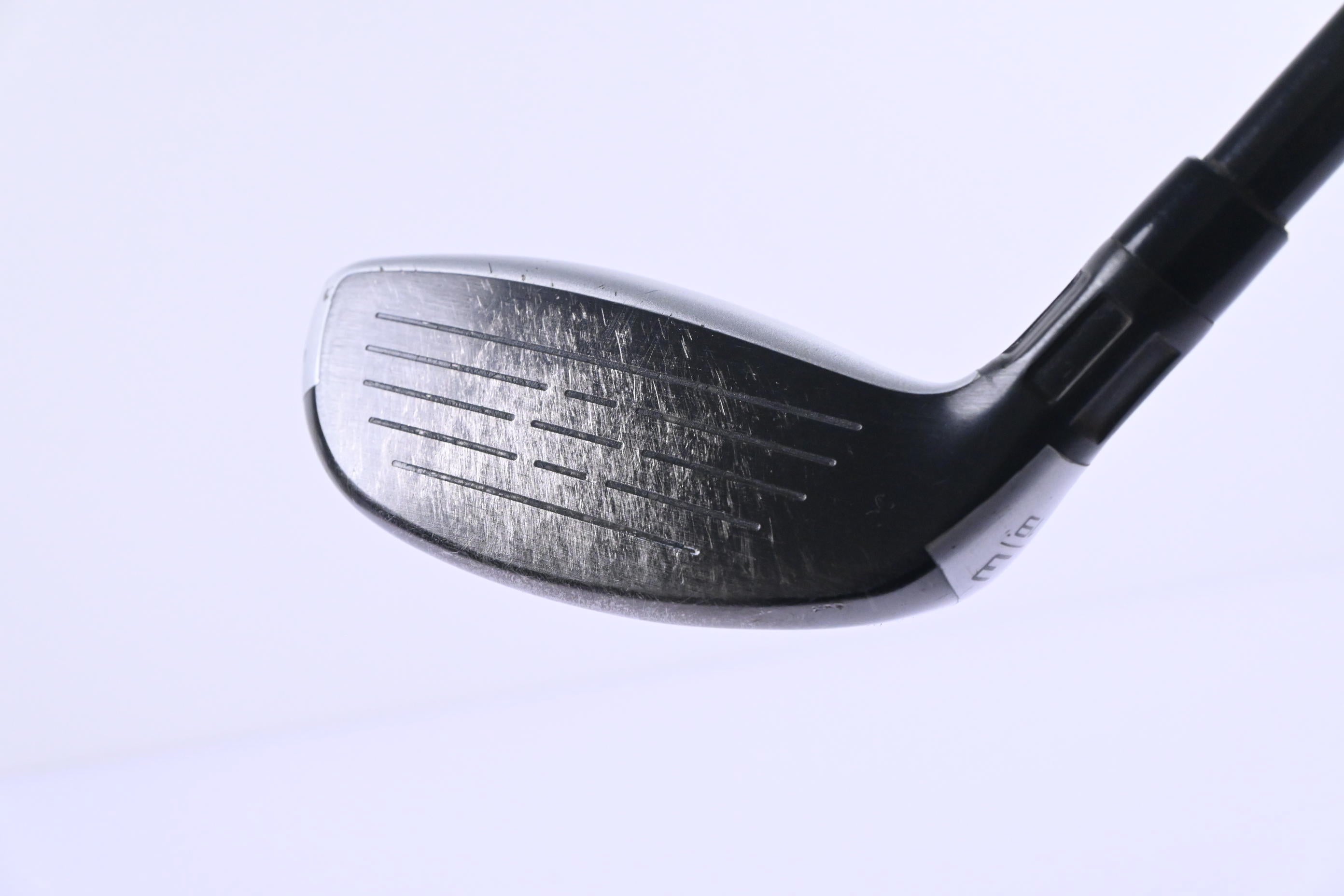 Taylormade M4 #3 Hybrid / 19 Degree / Regular Flex Fujikura Atmos Red 6