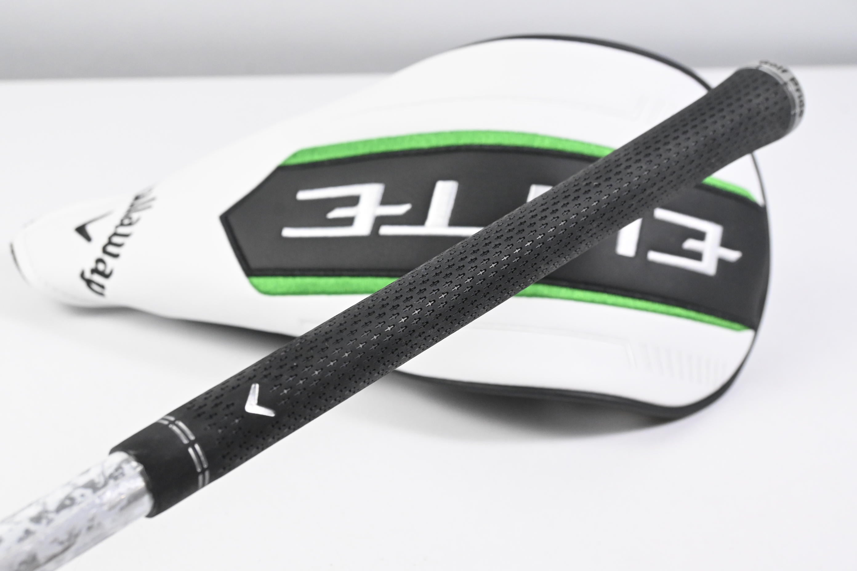Callaway Elyte Driver / 10.5 Degree /  Regular Flex Denali Charcoal 50 Shaft