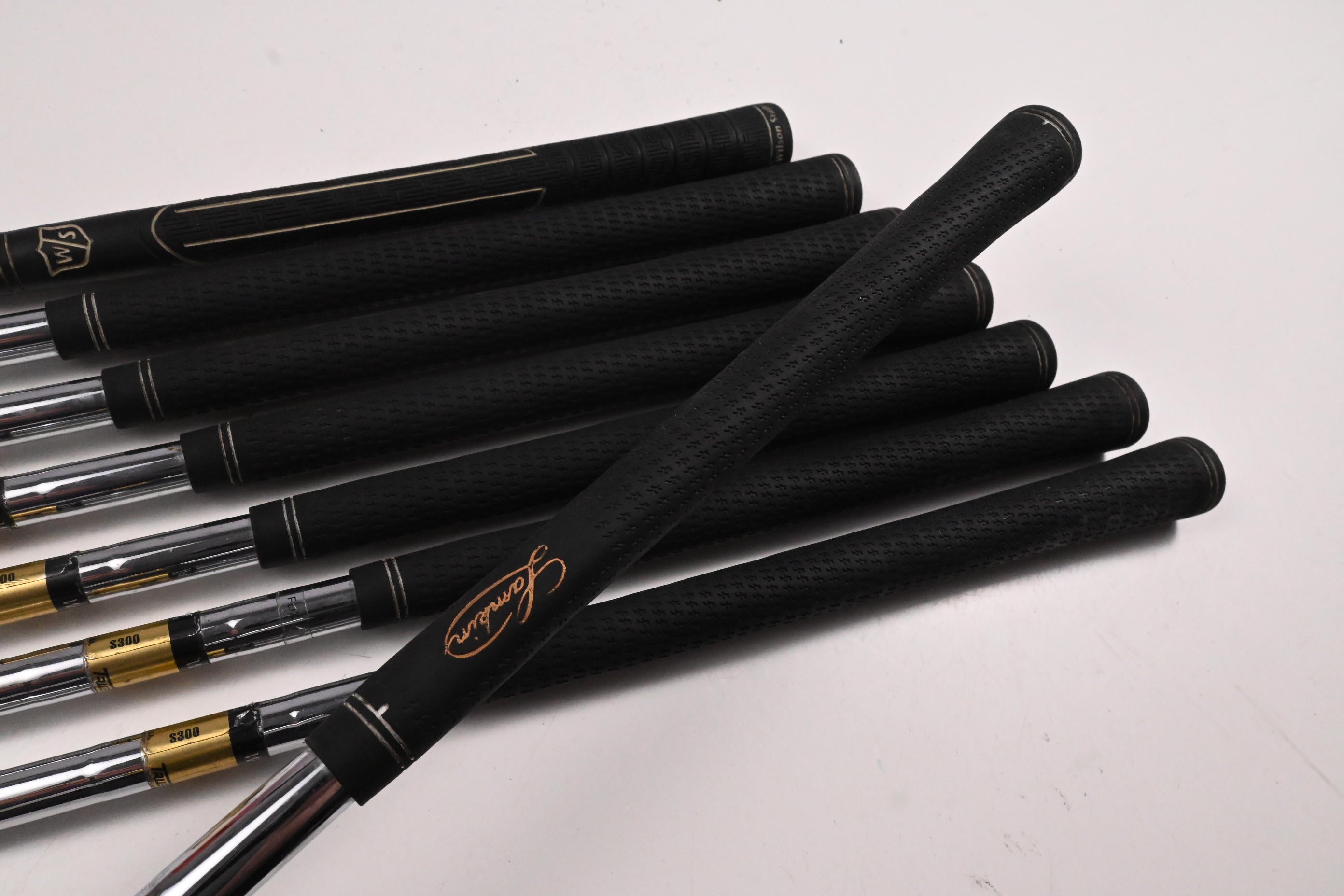 Wilson FG Tour Irons / 4-PW+SW / Stiff Flex Dynamic Gold S300 Shafts
