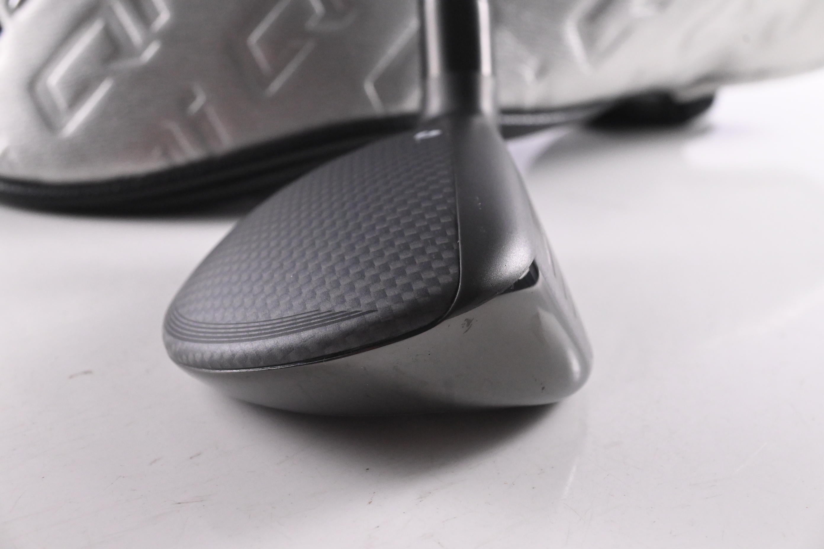 Taylormade Qi35 #4 Hybrid / 22 Degree / Regular Flex Fujikura Ventus Blue '25 6