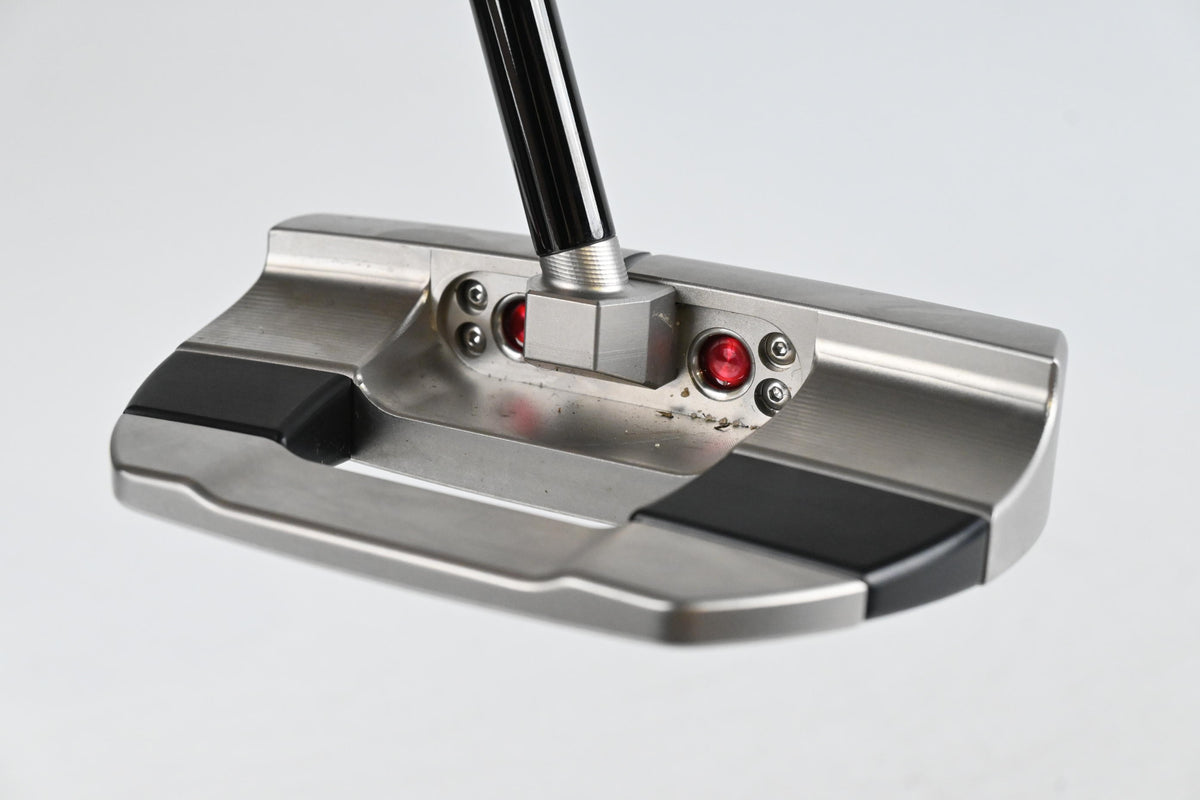 Scotty Cameron Studio Style Fastback OC Putter / 34 Inch