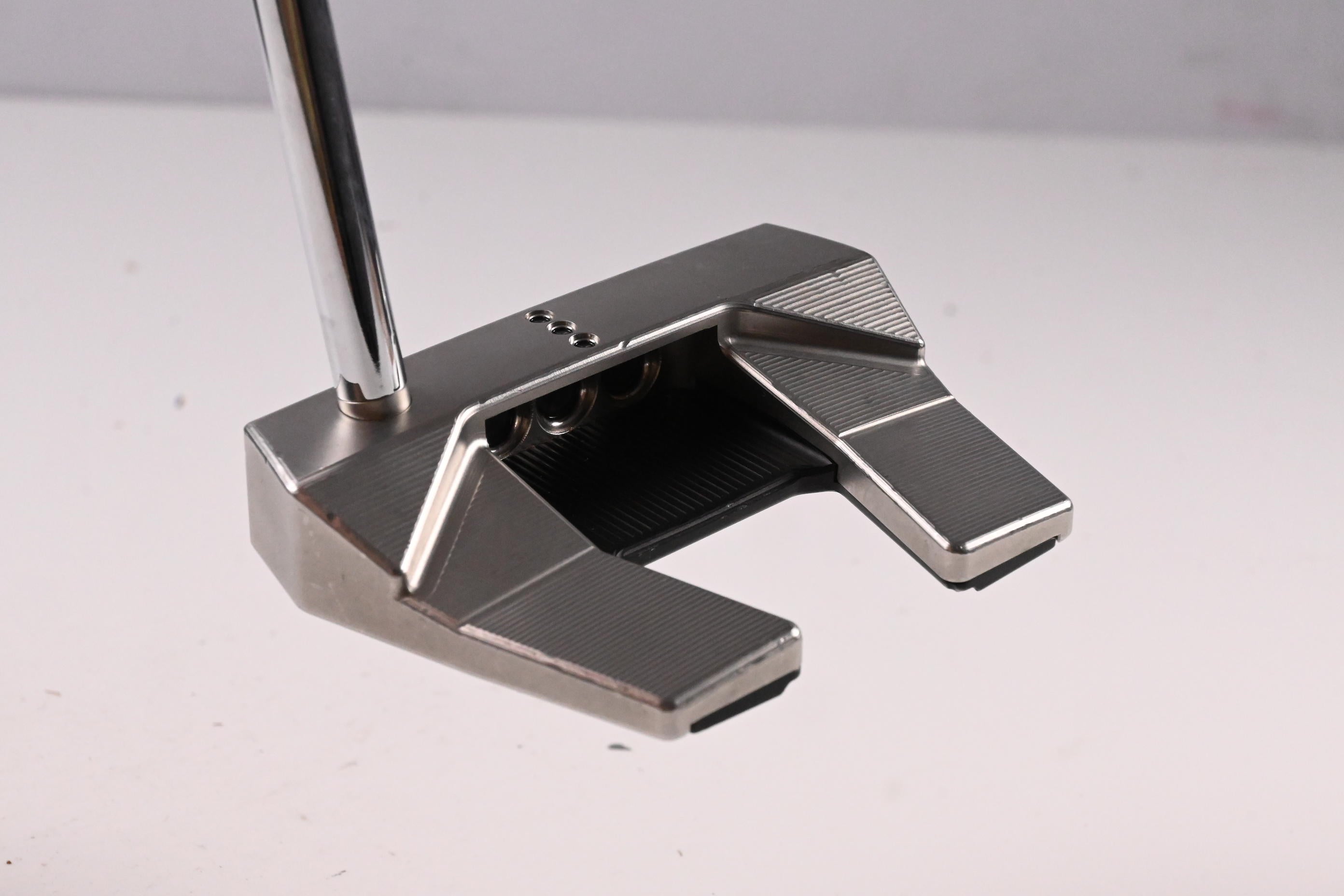 Scotty Cameron 2024 Phantom 5 Putter / 33 Inch