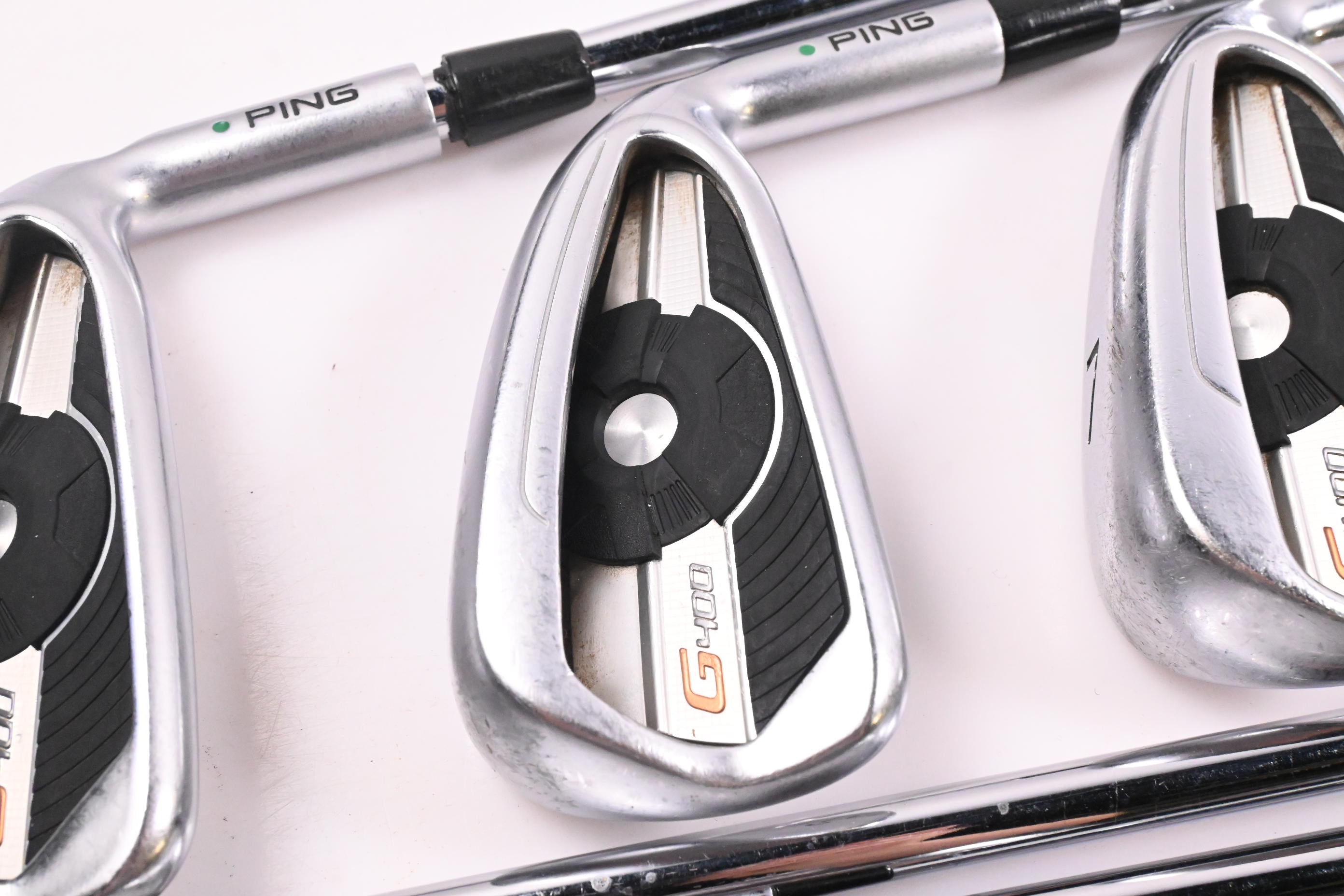Ping G400 Irons / 5-PW+GW / Green Dot / Regular Flex Ping AWT 2.0 Shafts