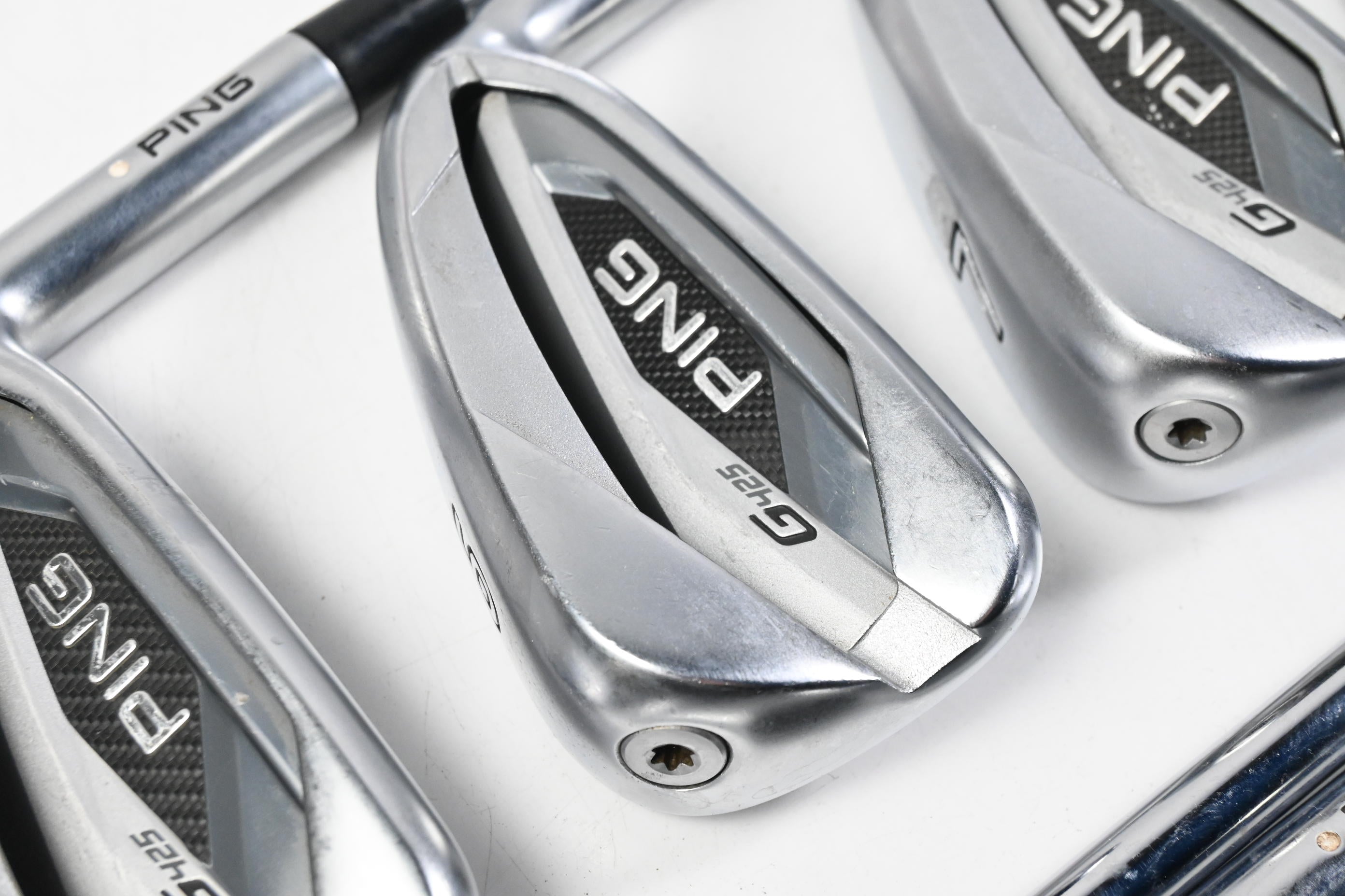 Ping G425 Irons / 5-PW+GW+SW / White Dot / Stiff Flex Ping AWT 2.0 Steel Shafts