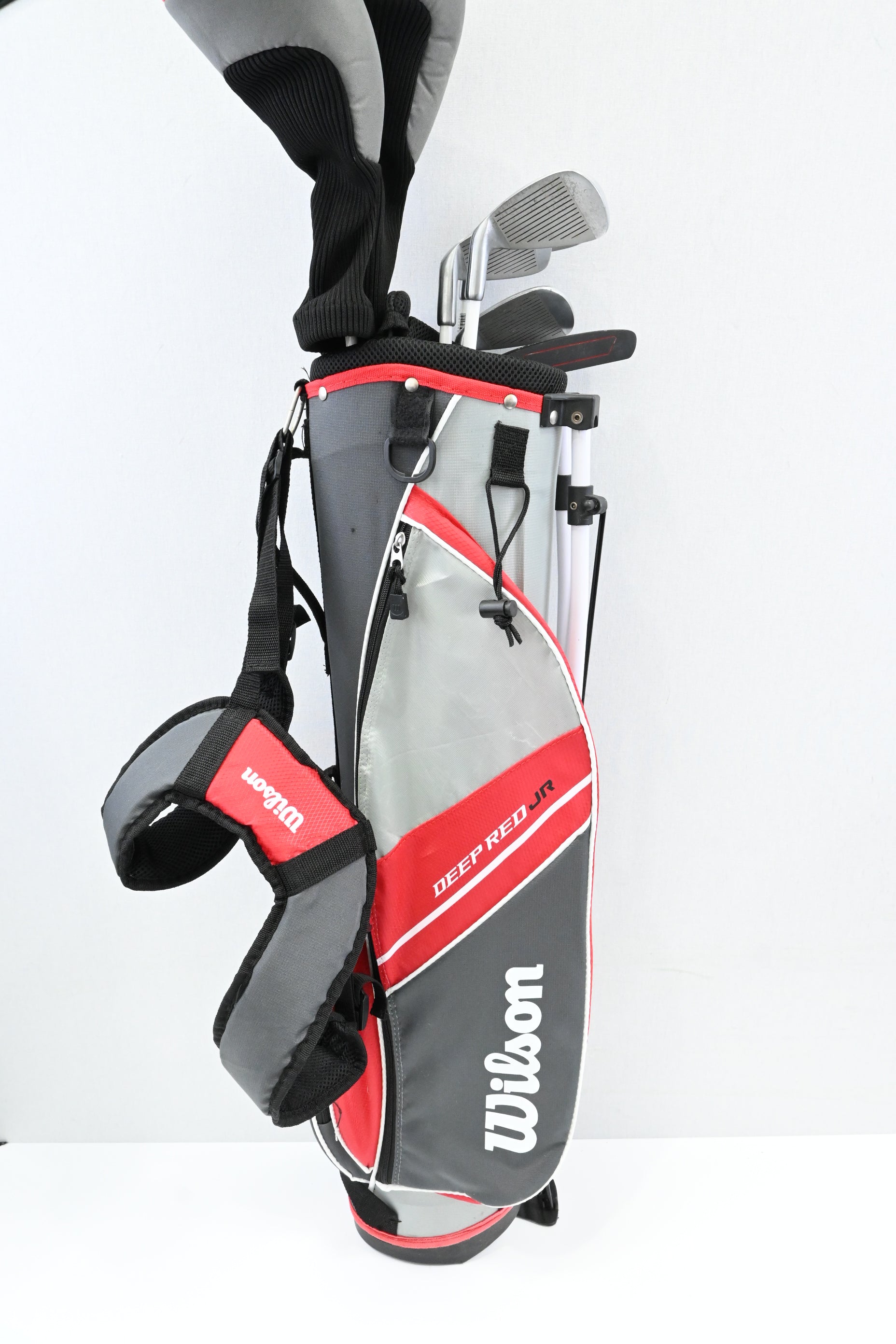 Junior Wilson Deep Red Package Set / Woods, Irons, Putter, Bag