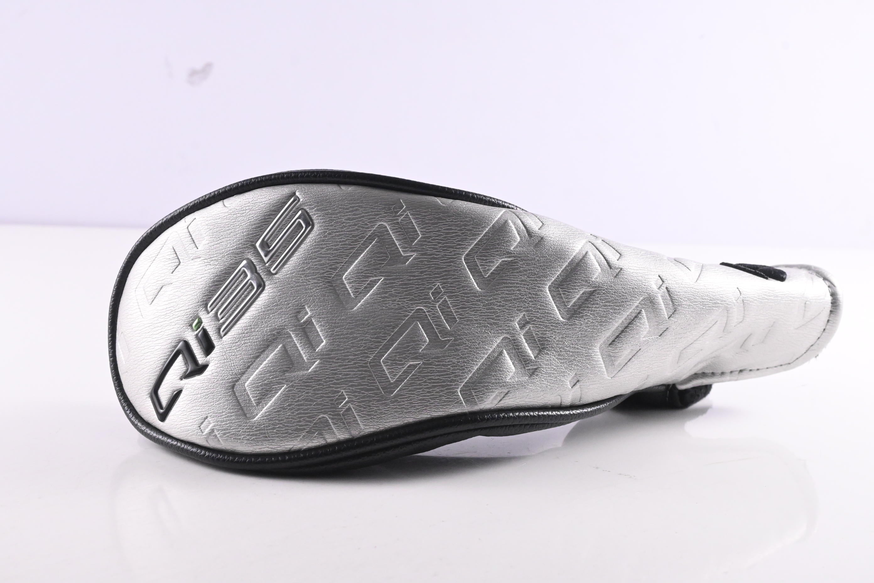 Taylormade Qi35 #4 Hybrid / 22 Degree / Regular Flex Fujikura Ventus Blue '25 6