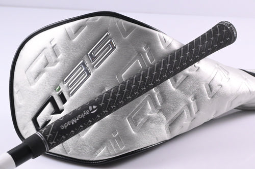 Taylormade Qi35 Driver / 10.5 Degree / Regular Flex Fujikura Air Speeder 50