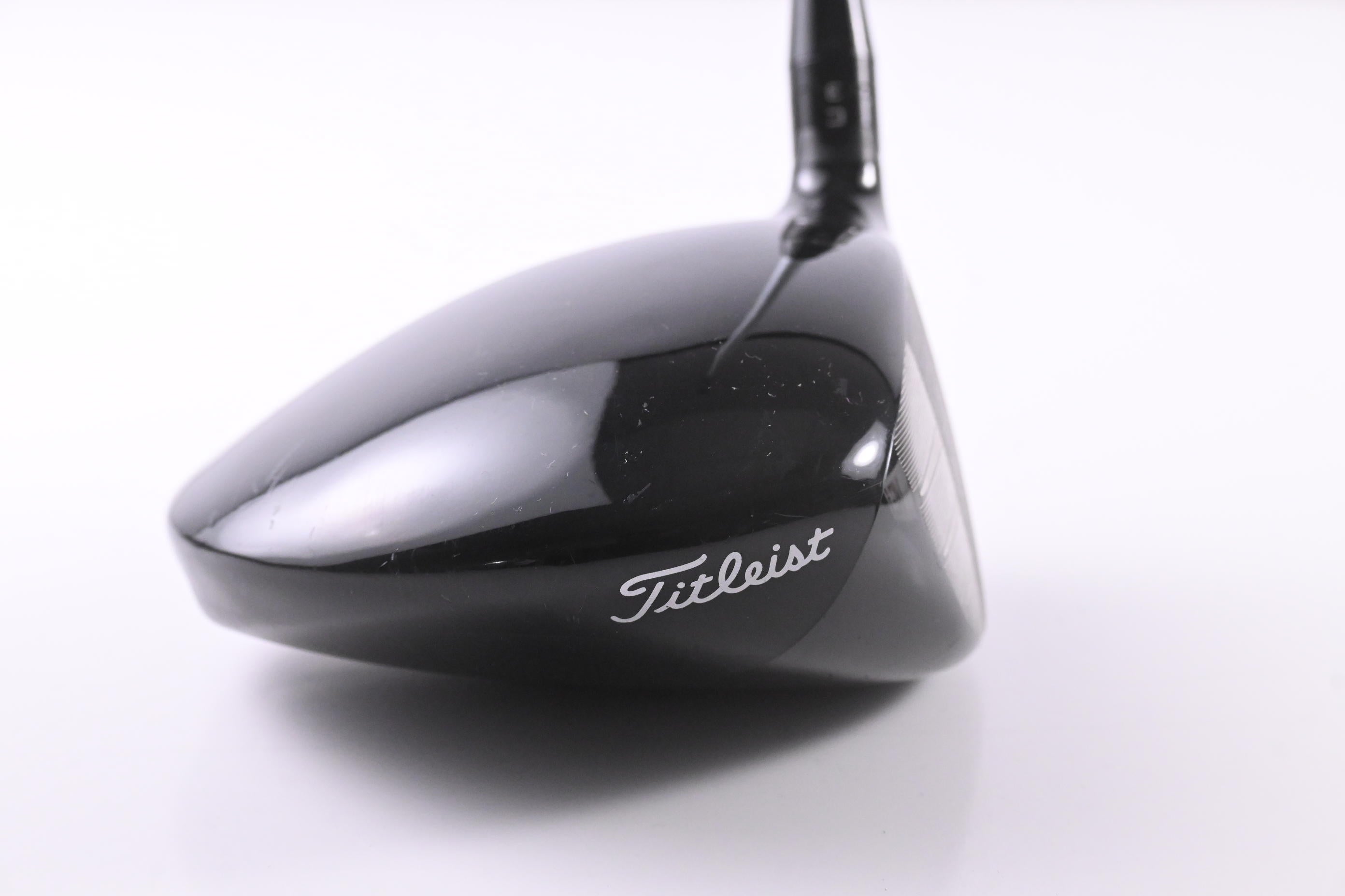 Titleist GT2 Driver / 10 Degree / Senior Flex Aldila Ascent 40 Shaft