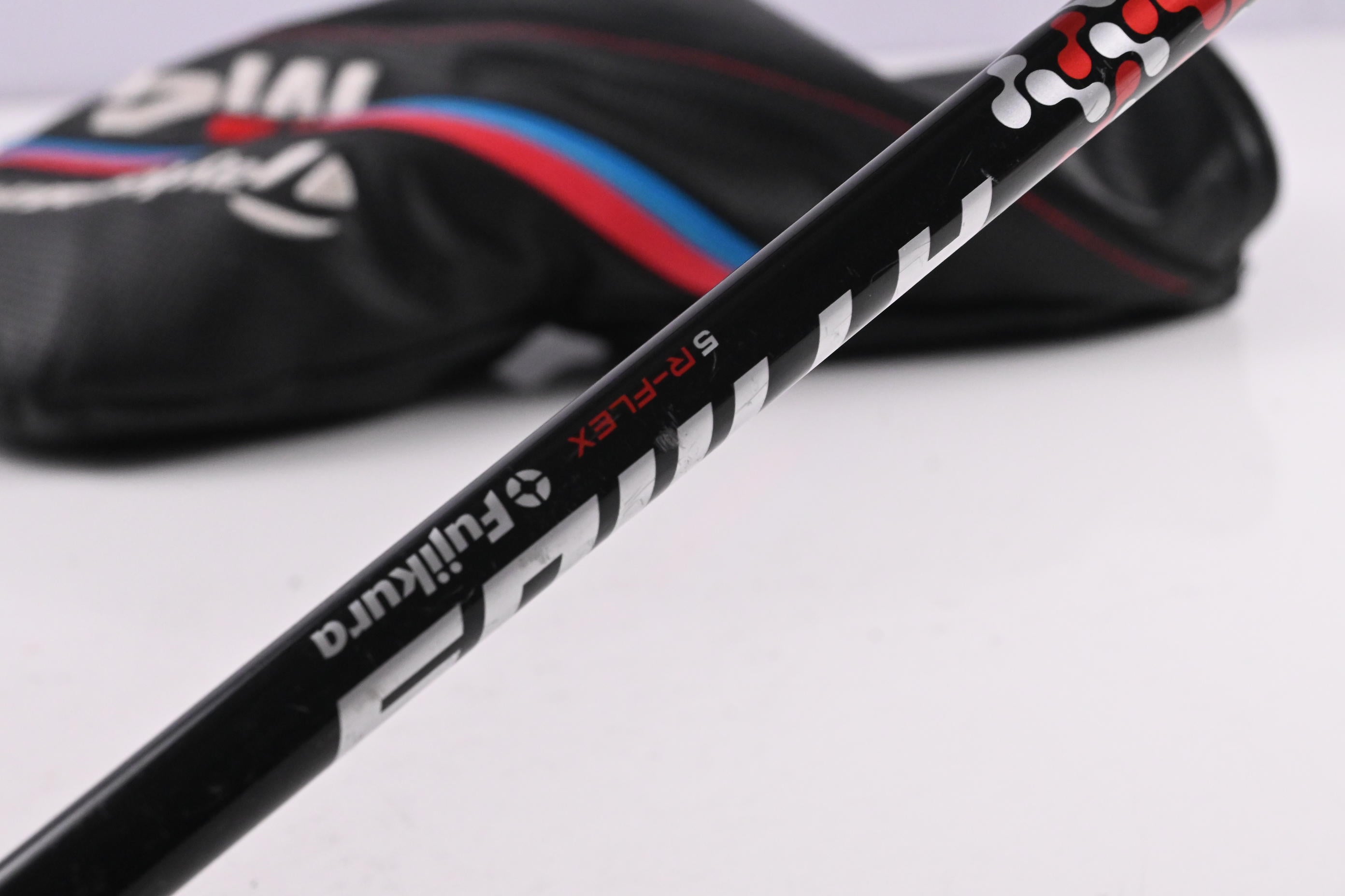 Taylormade M4 Driver / 10.5 Degree / Regular Flex Fujikura Atmos Red 5 Shaft