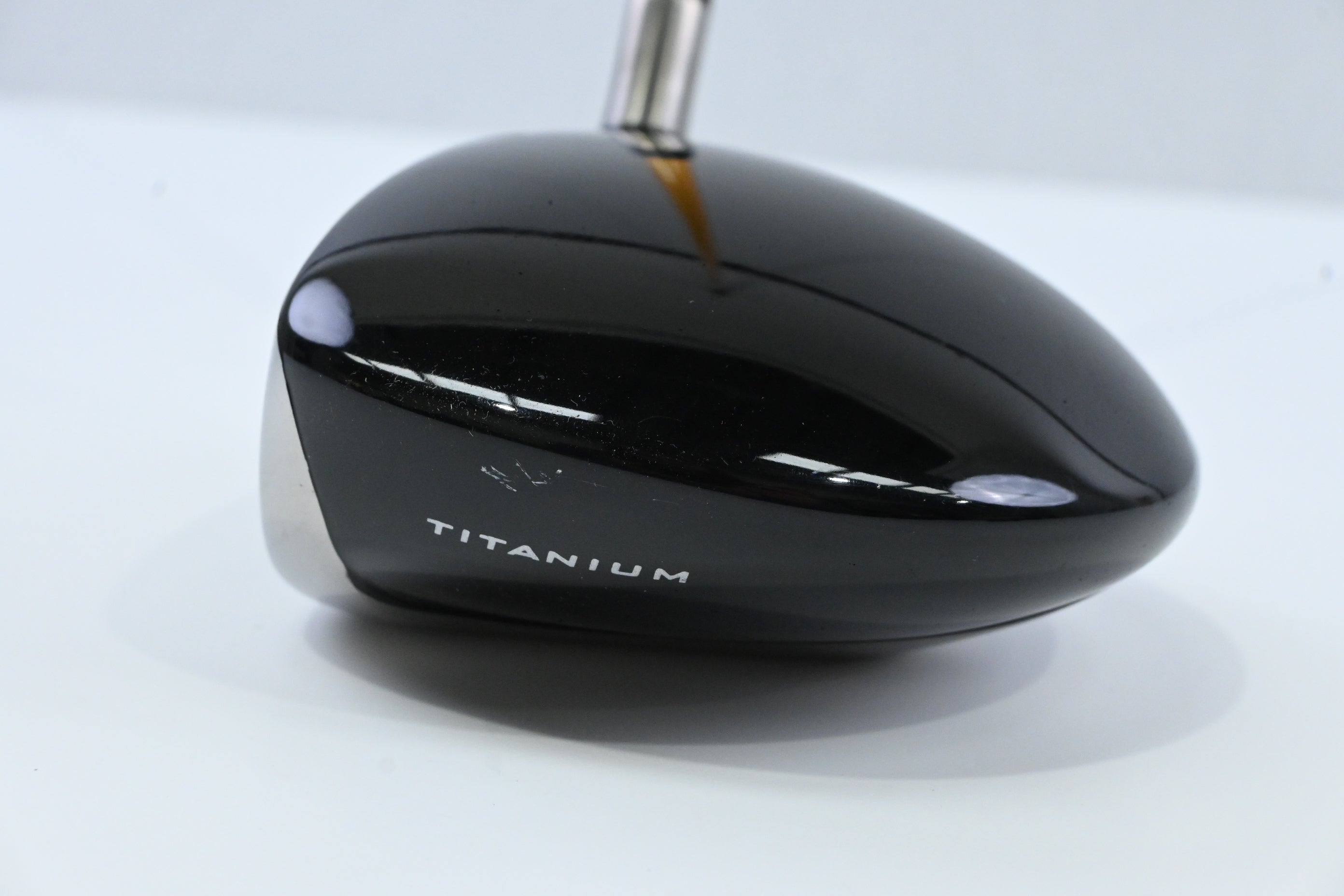 Left Hand Taylormade R540 Driver / 9.5 Degree / Stiff Flex UST ProForce 65 Shaft