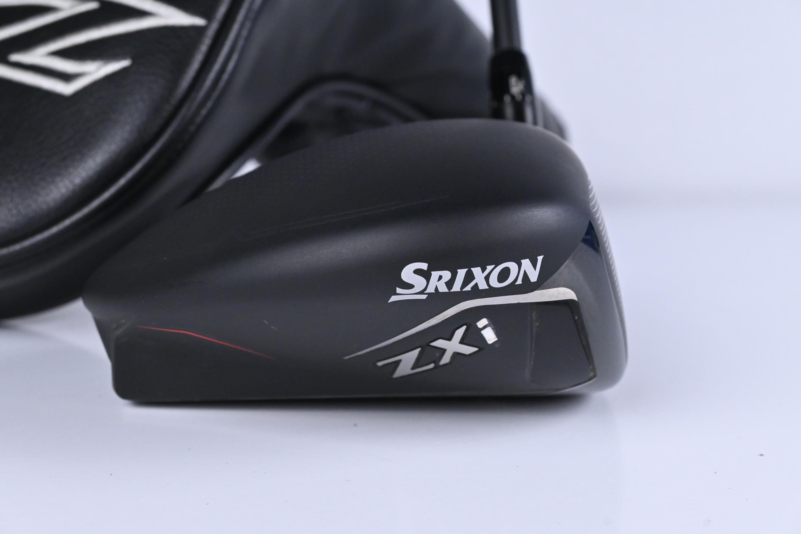 Srixon ZXi Max Driver / 10.5 Degree / Stiff Flex HZRDUS Black 60 Shaft