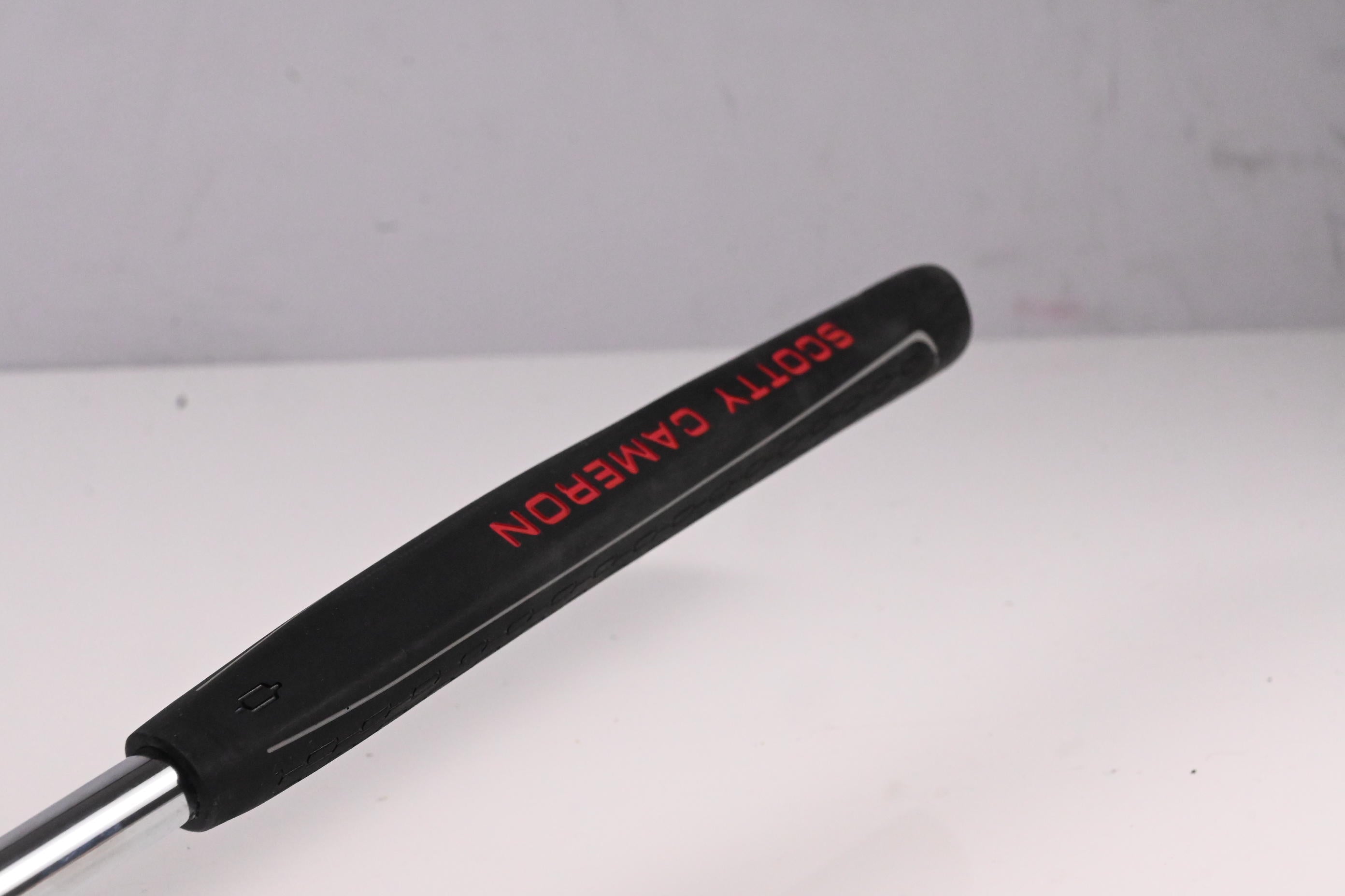 Scotty Cameron 2025 Studio Newport 2.5 Style Putter / 34 Inch