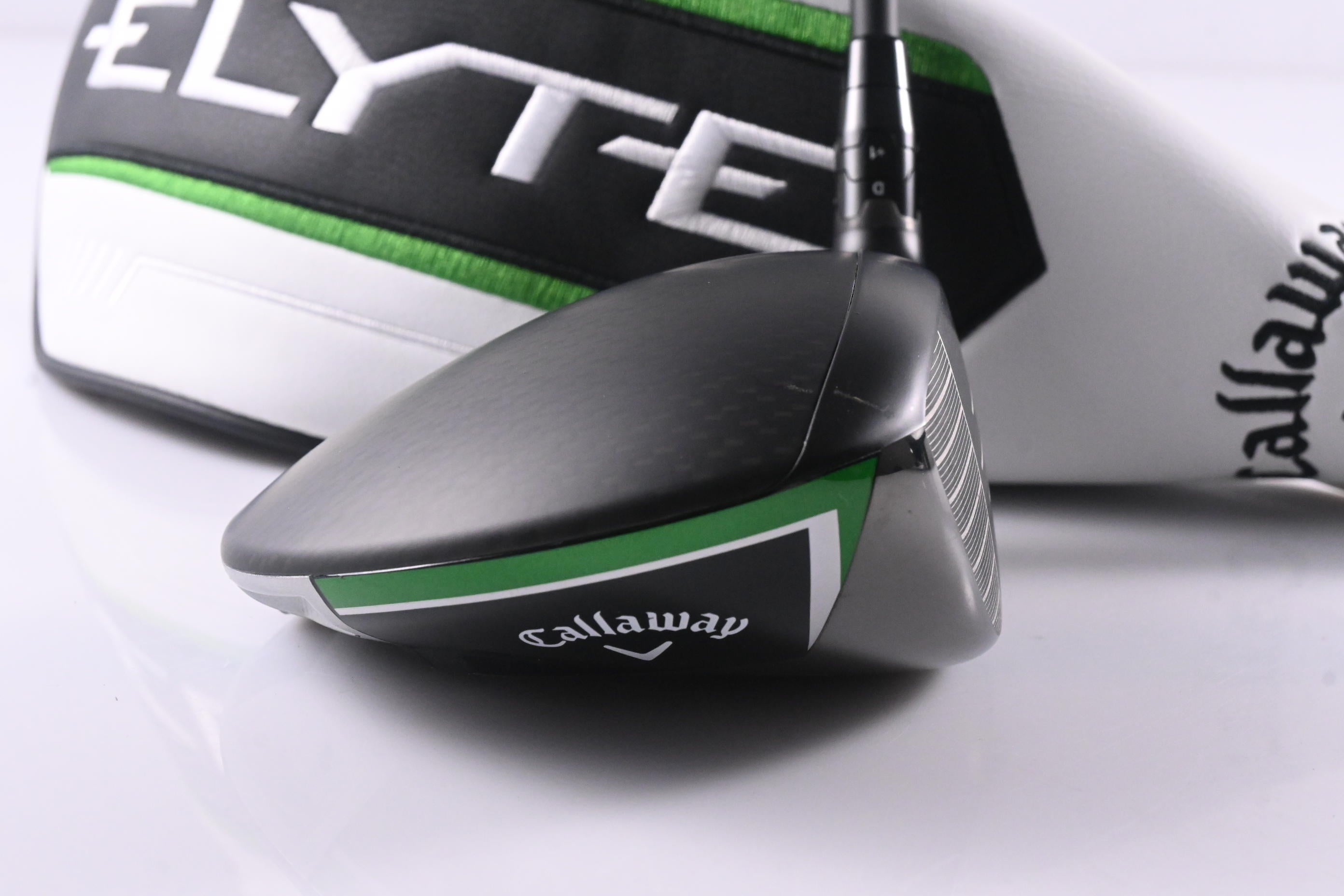 Callaway Elyte Driver / 10.5 Degree / Regular Flex Vanquish 4 Shaft