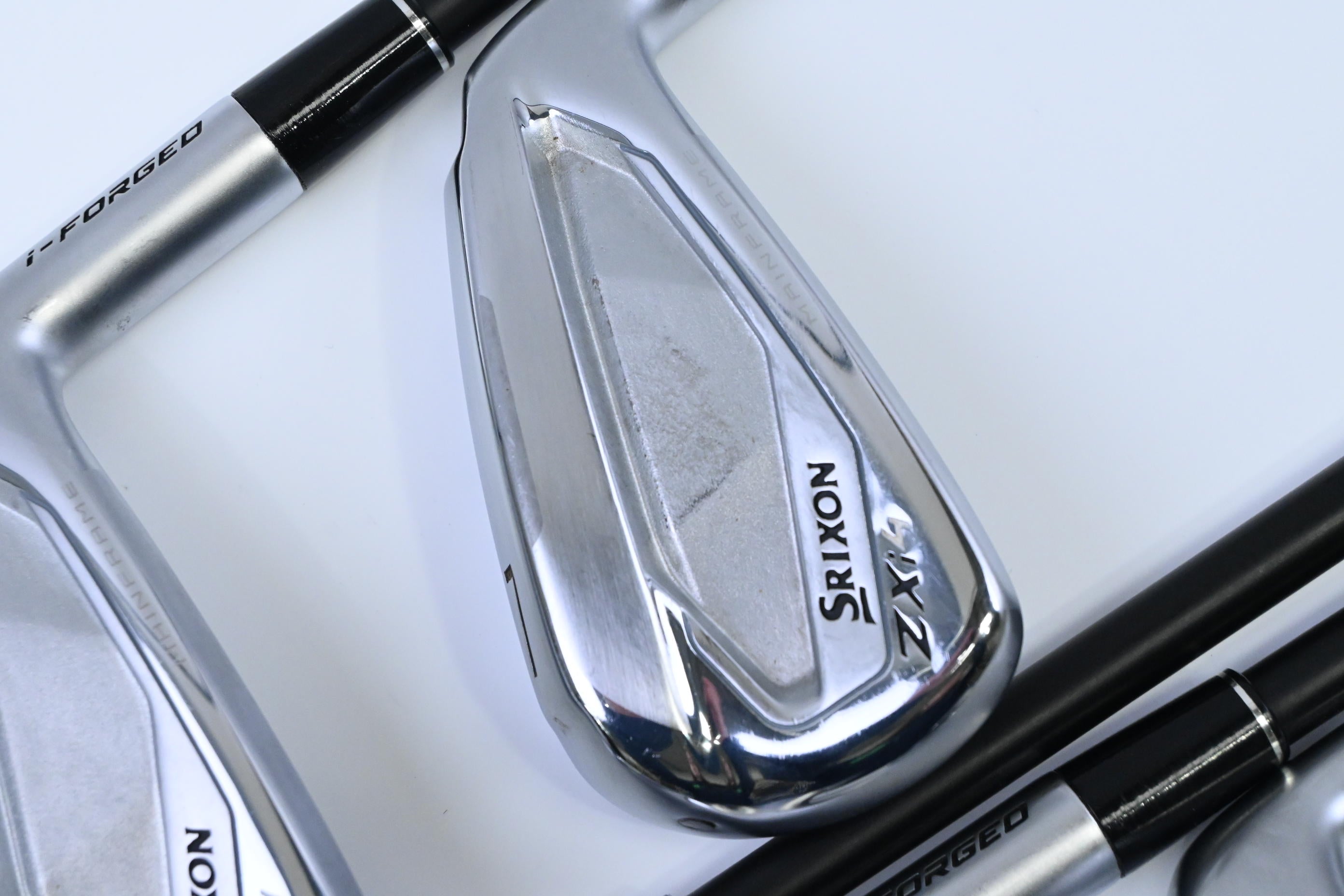 Srixon ZXi4 Irons / 6-PW / Regular Flex KBS TGI 60 Shaft
