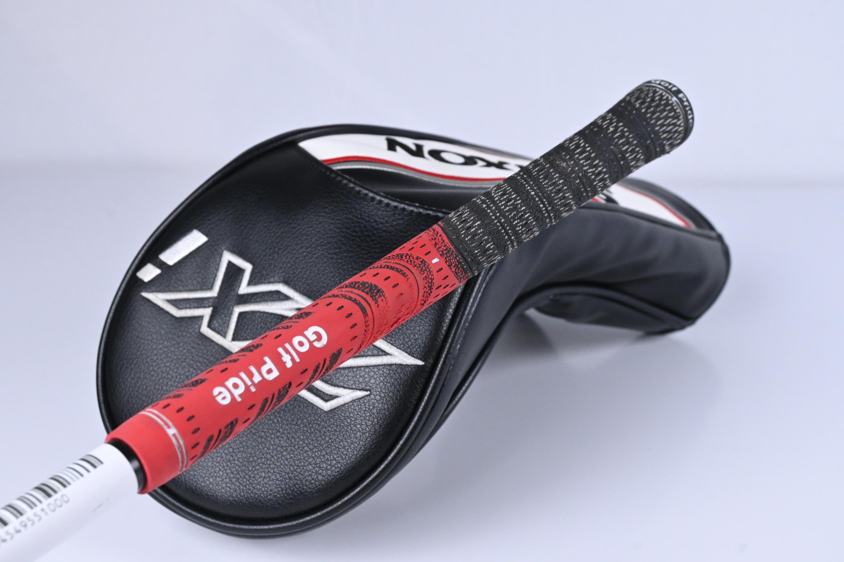 Srixon ZXi Max Driver / 10.5 Degree / Stiff Flex HZRDUS Black 60 Shaft