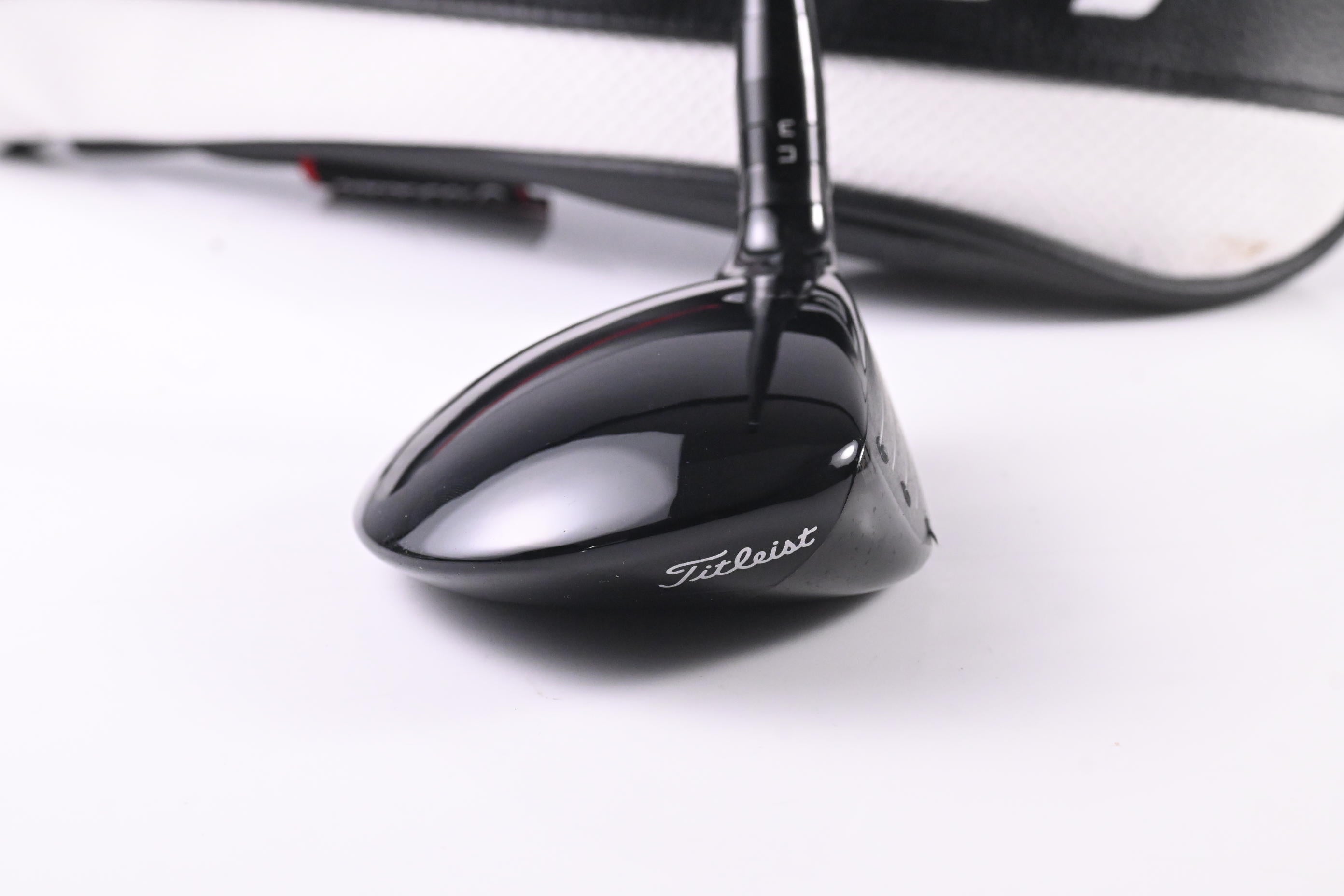 Titleist GT2 #5 Wood / 18 Degree / Stiff Flex HZRDUS Gen5 Black 70 Shaft