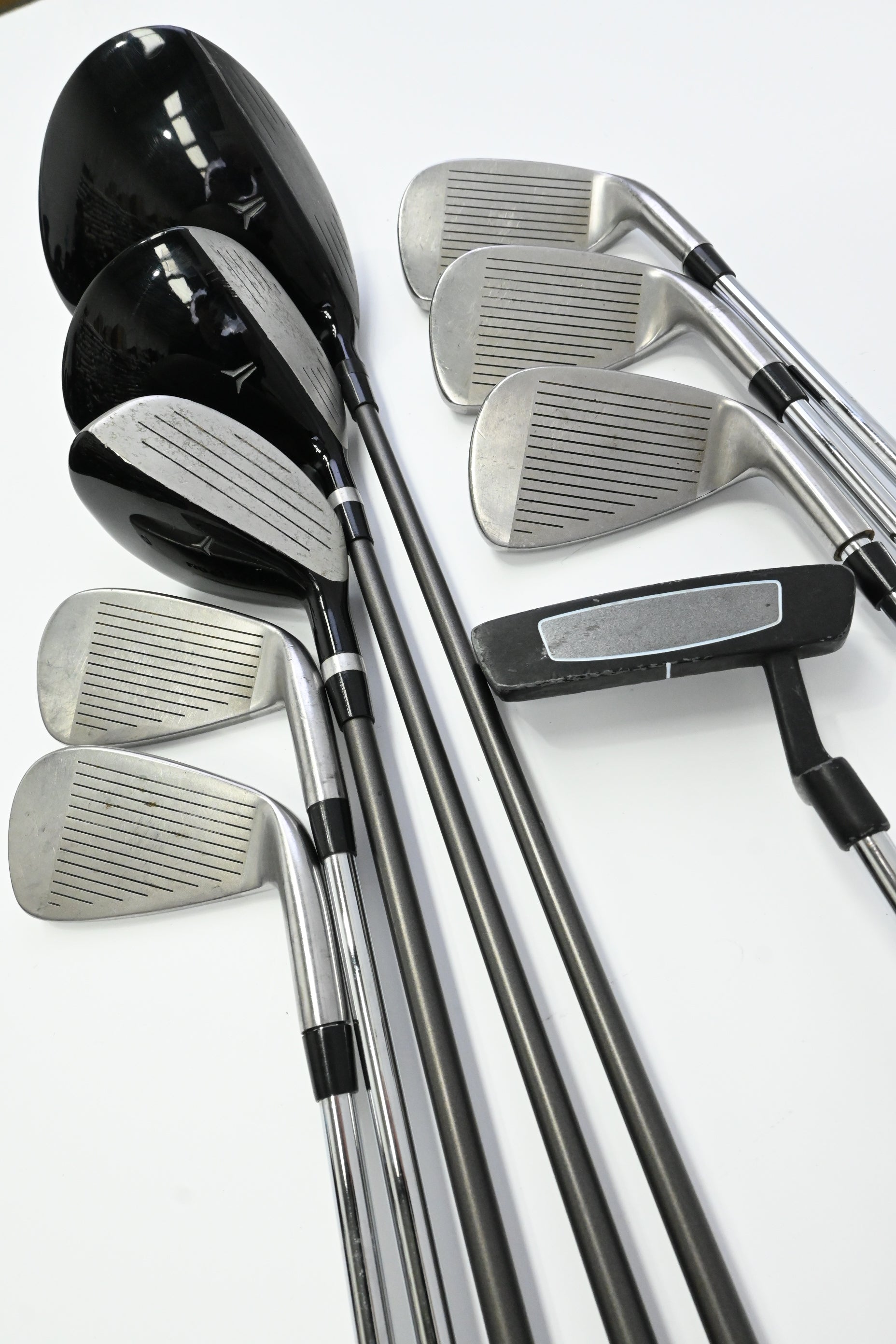 Left Hand Wilson Ultra HL Package Set / Woods, Hybrid, Irons, Putter, Bag